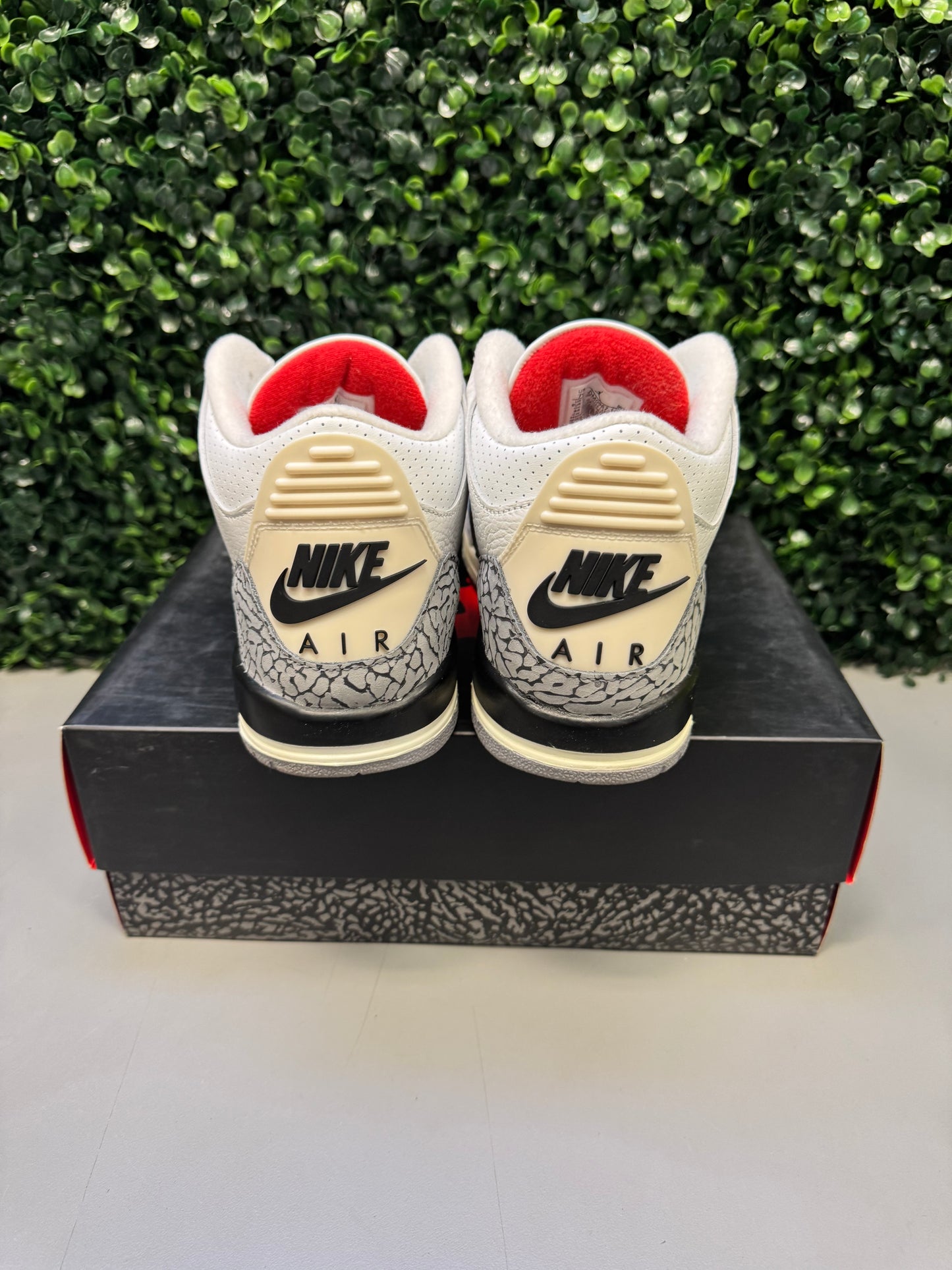 Jordan 3 "White Cement" Size 7Y / 8.5W Preowned