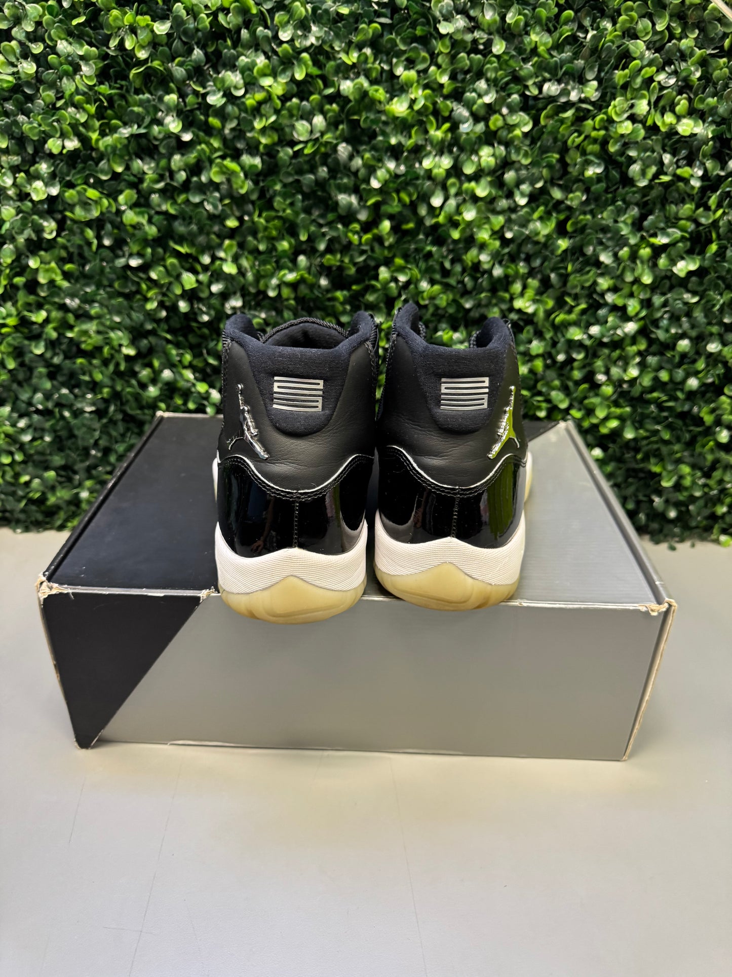 Jordan 11 "Jubilee" Size 9.5 Preowned