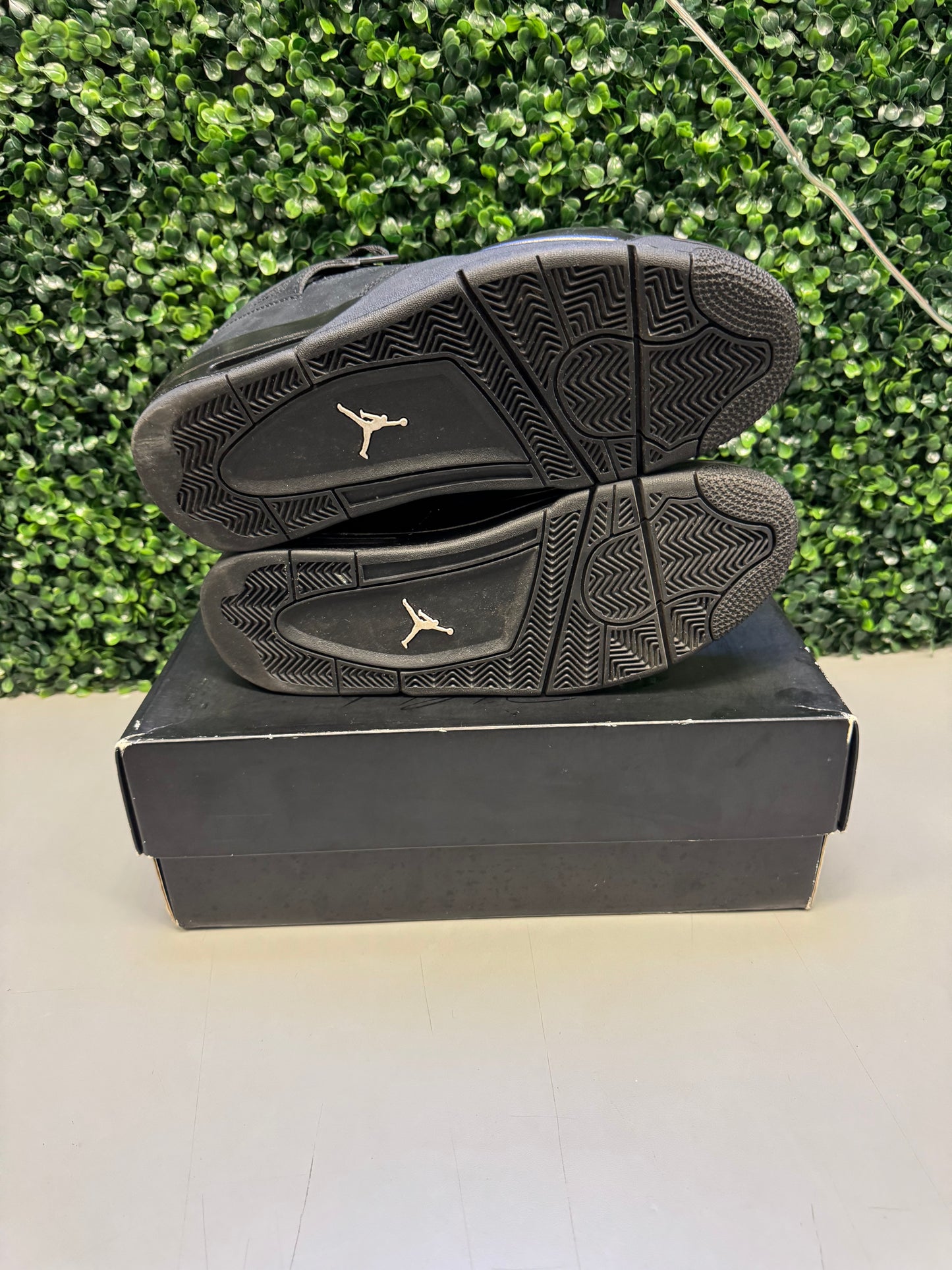 Jordan 4 "Black Cat" Size 11 Preowned