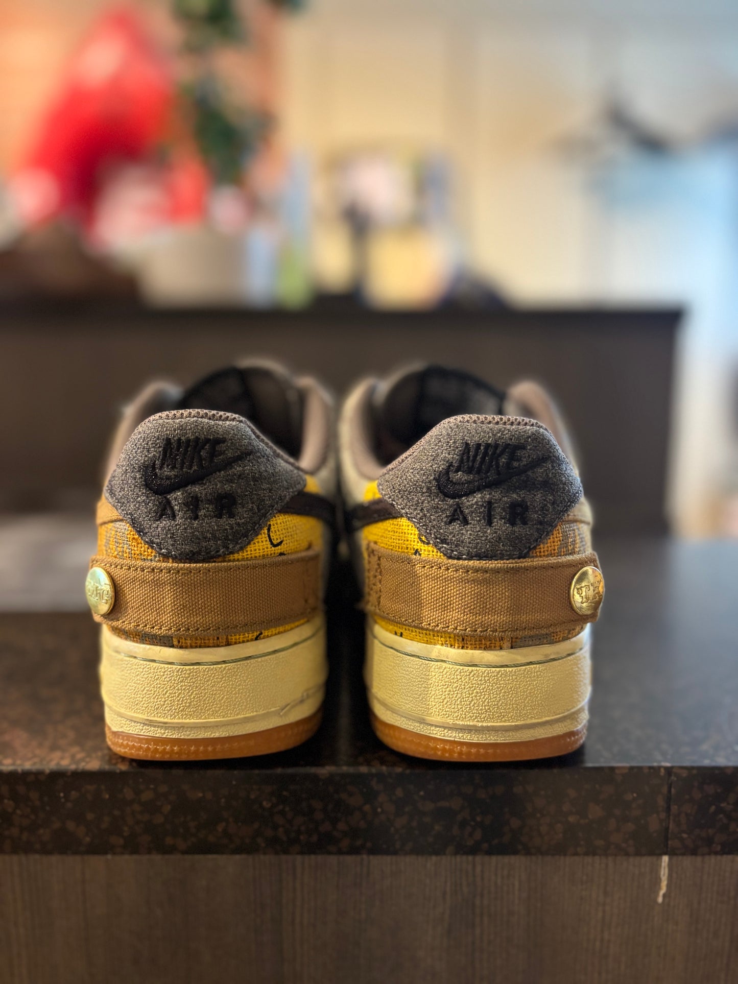 Nike Air Force 1 Low "Travis Scott Cactus Jack" Size 8 Pre Owned