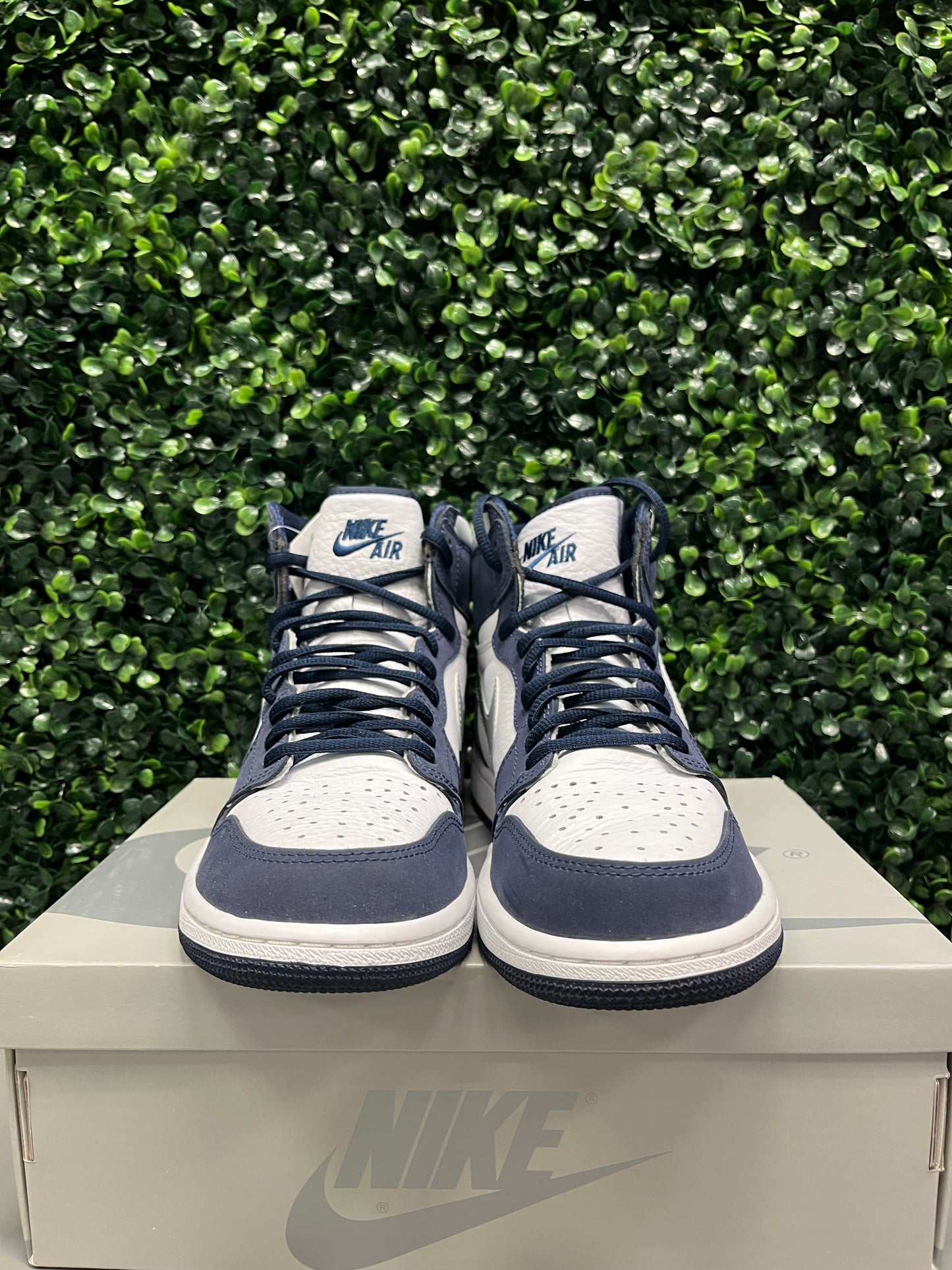 Jordan 1 High Midnight Navy Co.JP Size 9.5 Preowned