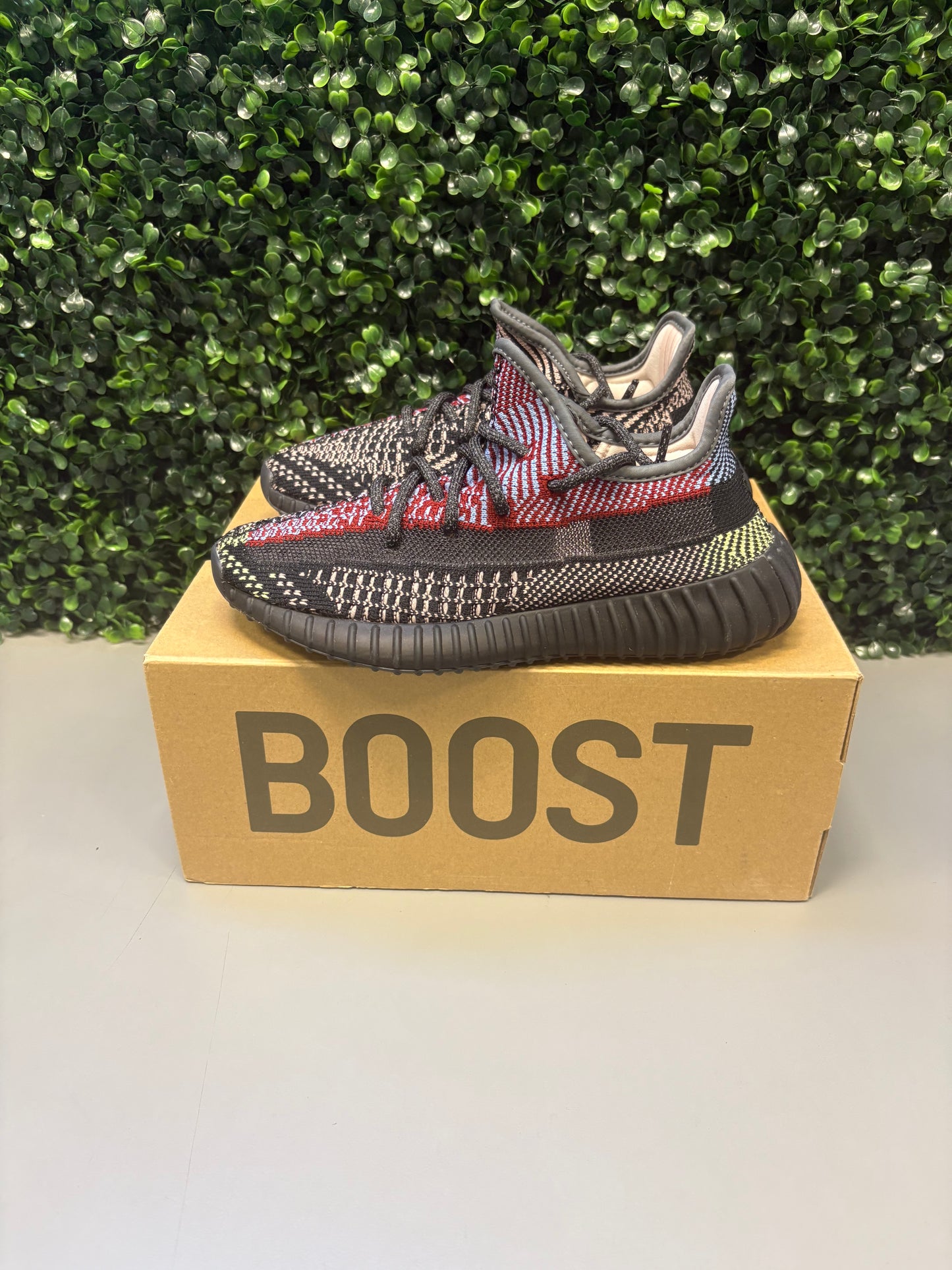 Yeezy 350 "Yechiel" Size 4M / 5.5W Preowned