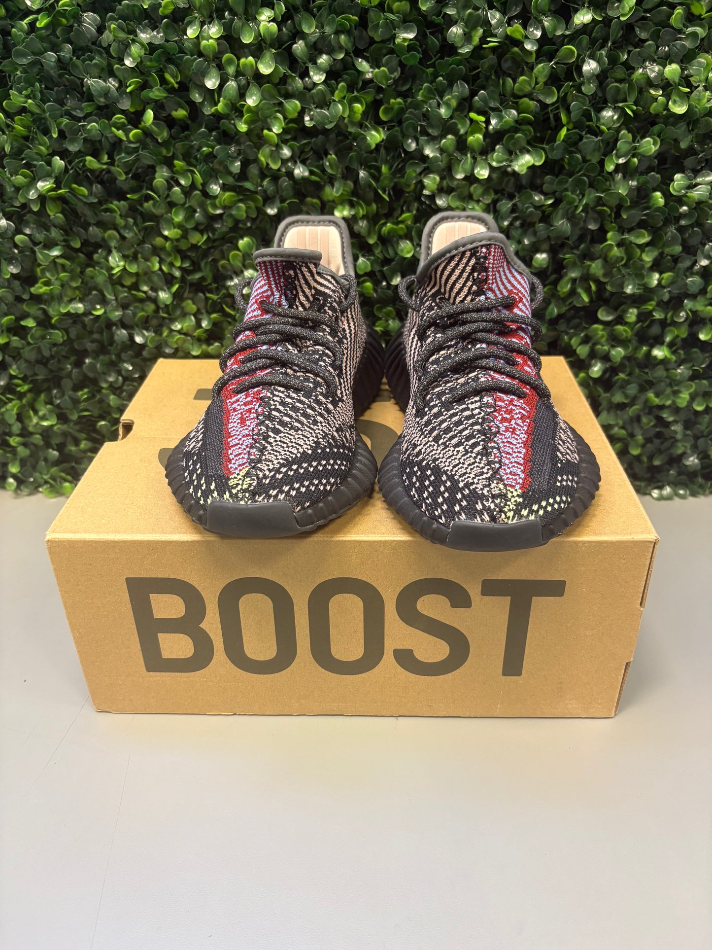 Yeezy 350 "Yechiel" Size 4M / 5.5W Preowned