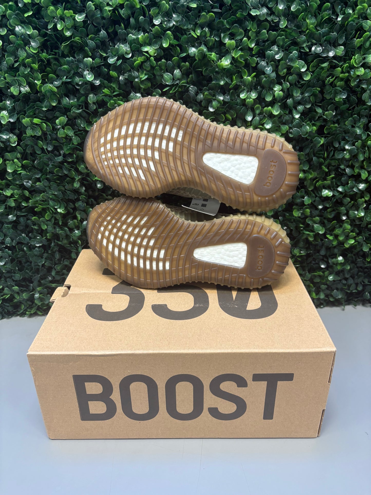Yeezy 350 "Sand Taupe" Size 4M / 5.5W Preowned