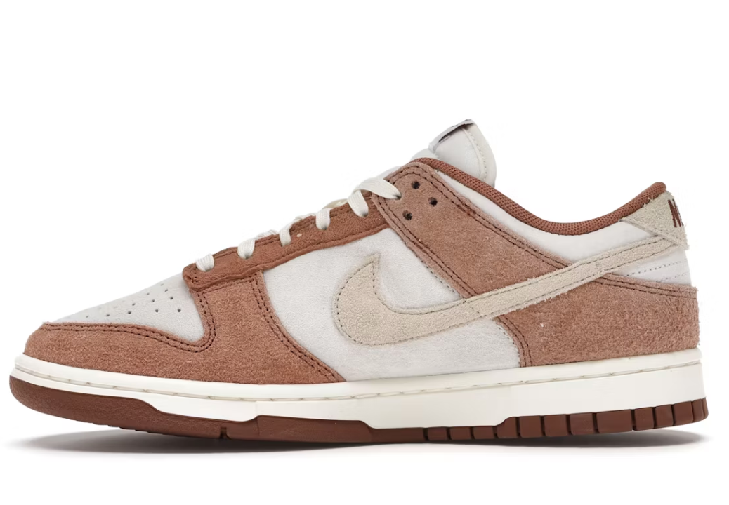 Nike Dunk Low "Medium Curry"