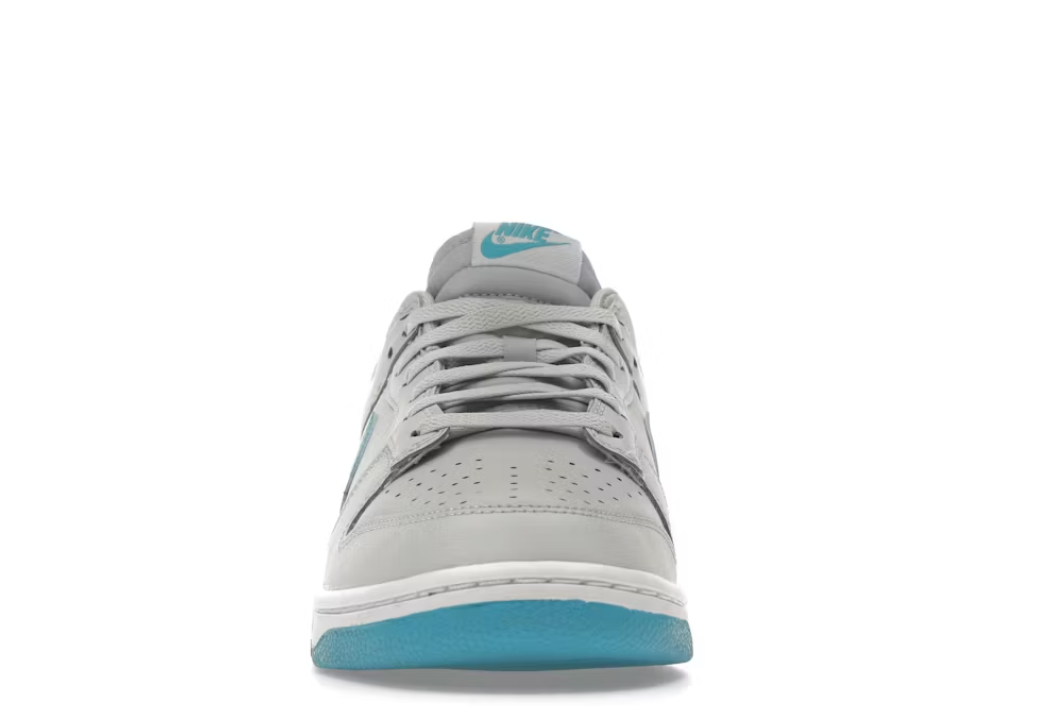 Nike Dunk Low "Platinum Blue Lightning"