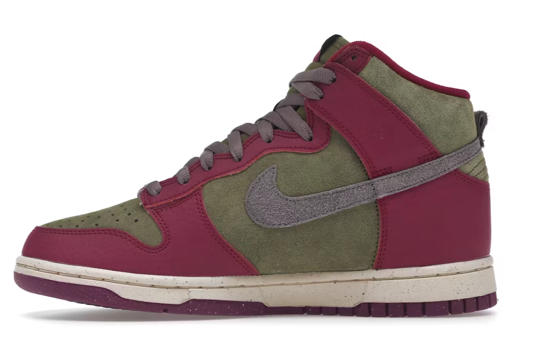 Nike Dunk High “Dynamic Berry” Women’s