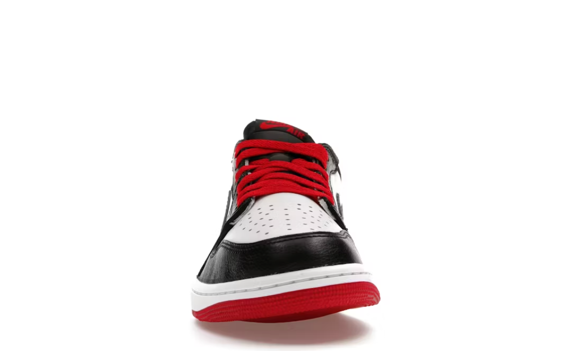 Jordan 1 Retro Low OG Black "Toe" (2023)