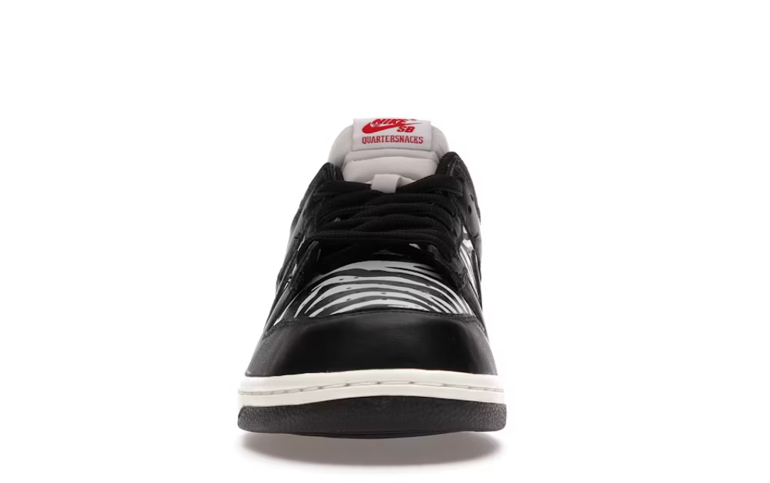 Nike SB Dunk Low QS "Quartersnacks Zebra"