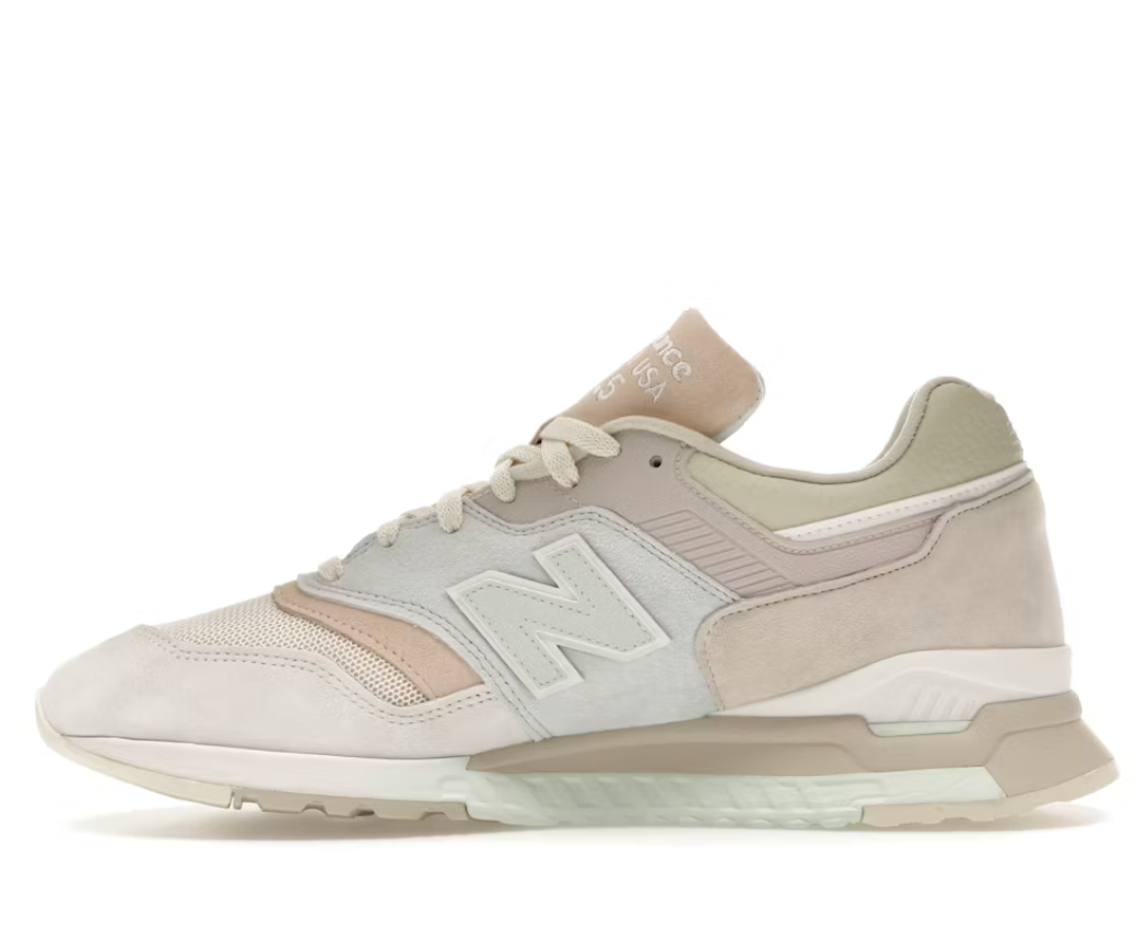 New Balance 997.5 MiUSA Kith Easter White Ice Blue Peach