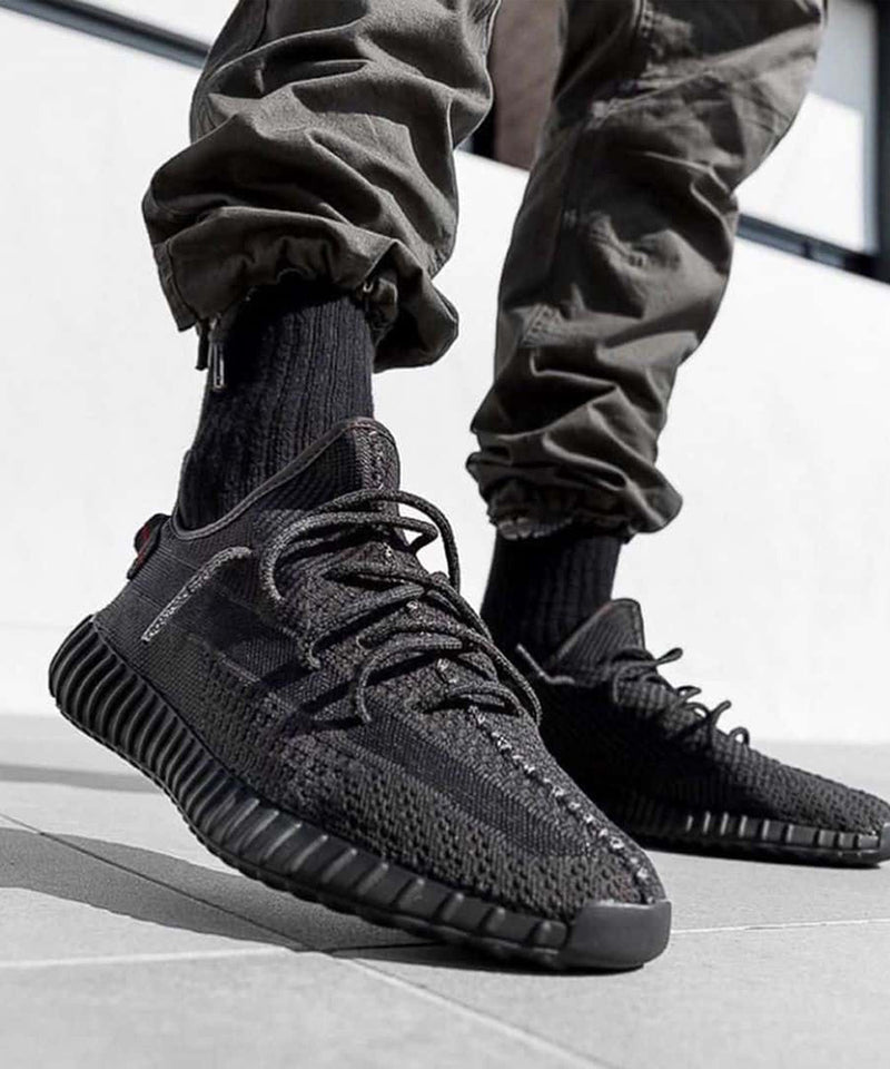 Yeezy - Hype World