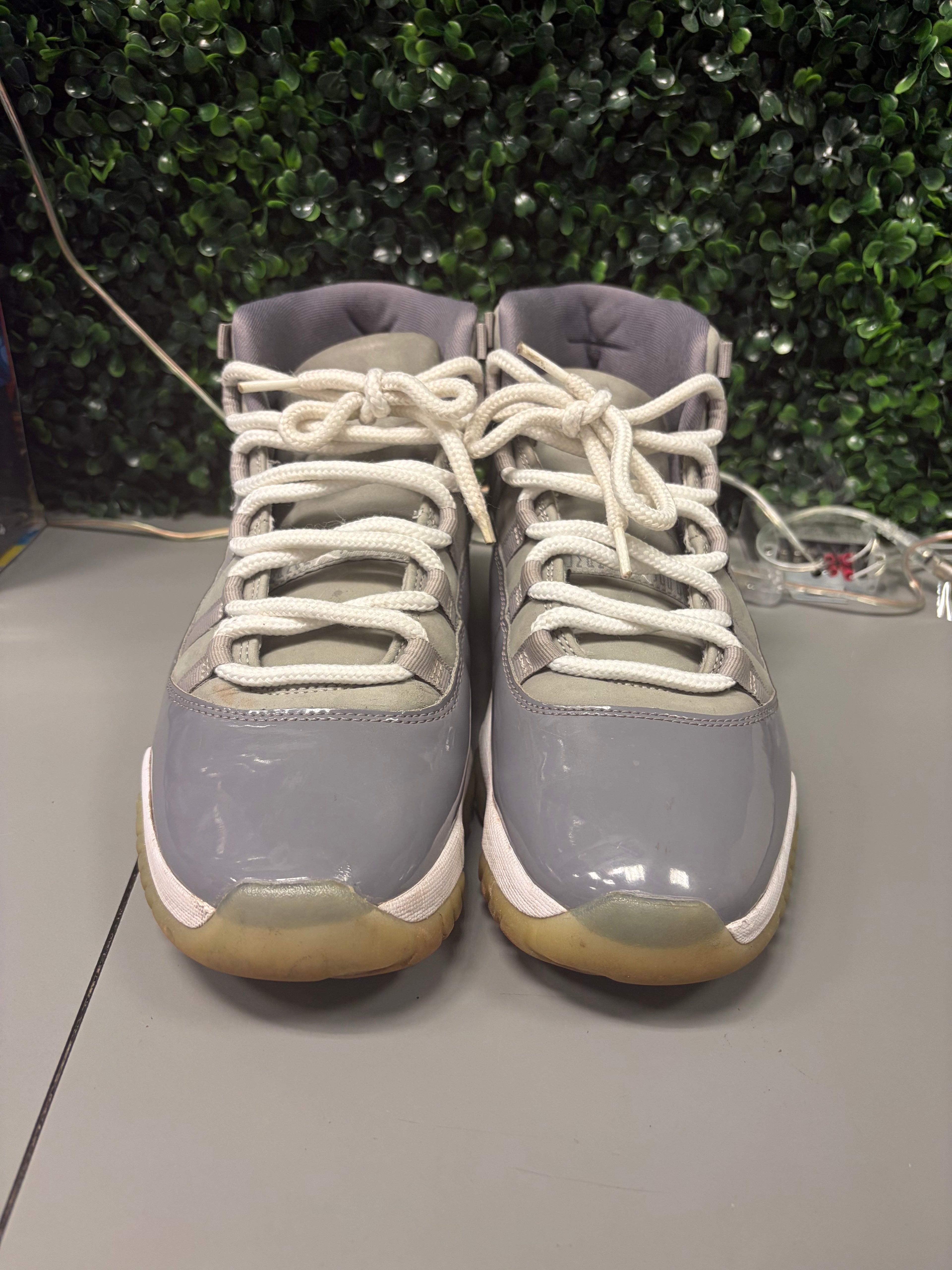 Jordan 11 "Cool Grey" Size 10 Preowned