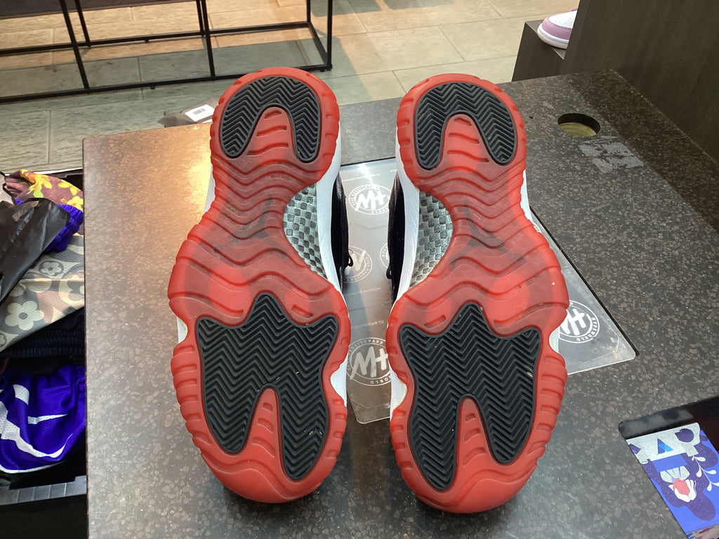 Jordan 11 “Bred” 2012 Pre Owned Size 8.5