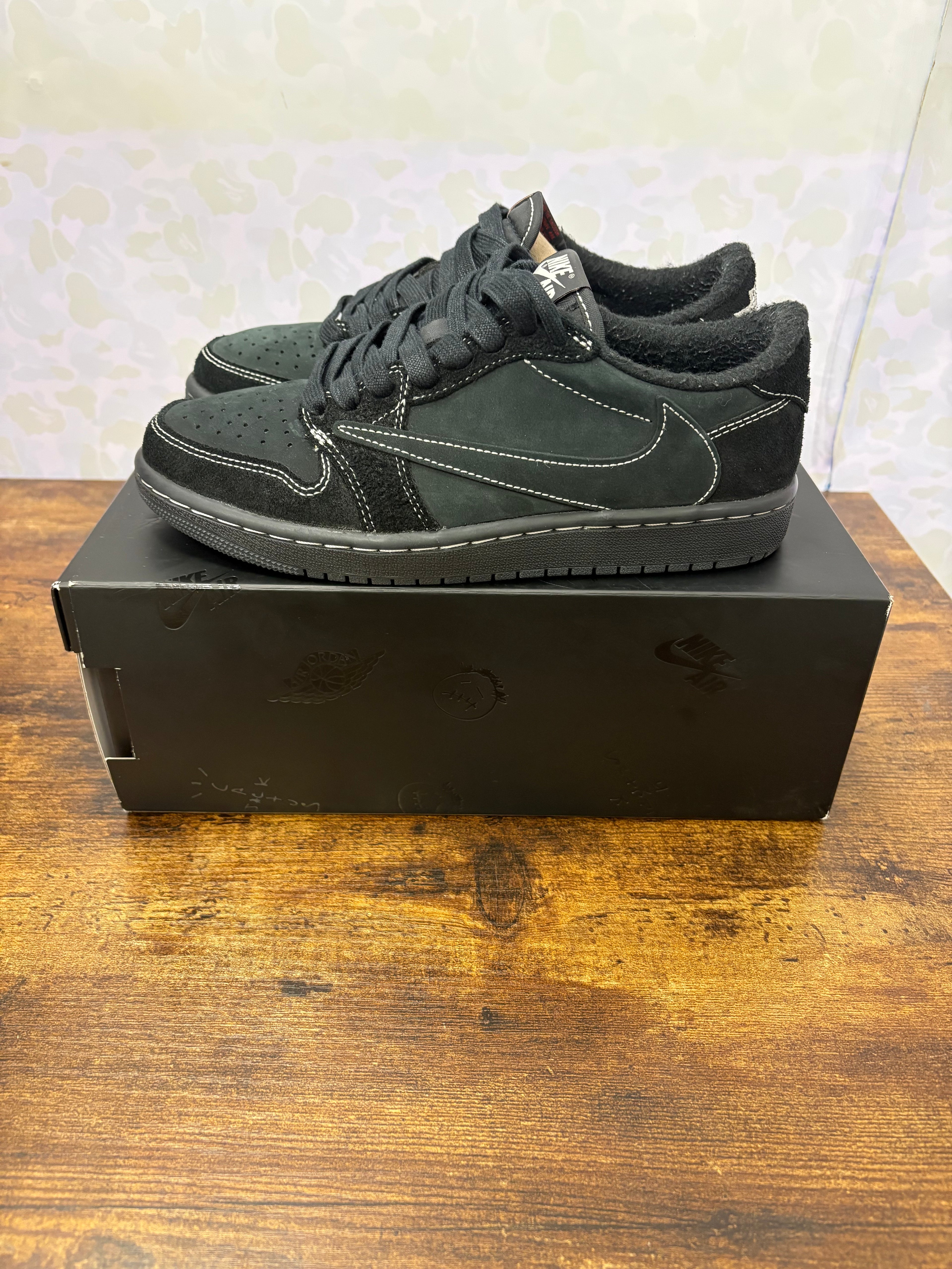 Jordan 1 Low Travis Scott “Phantom” Size 6 Preowned
