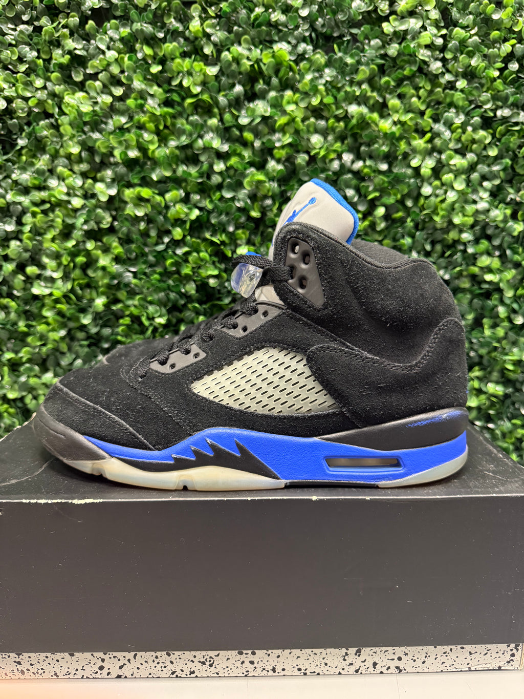 Jordan 5 "Racer Blue" Size 9 Preowned