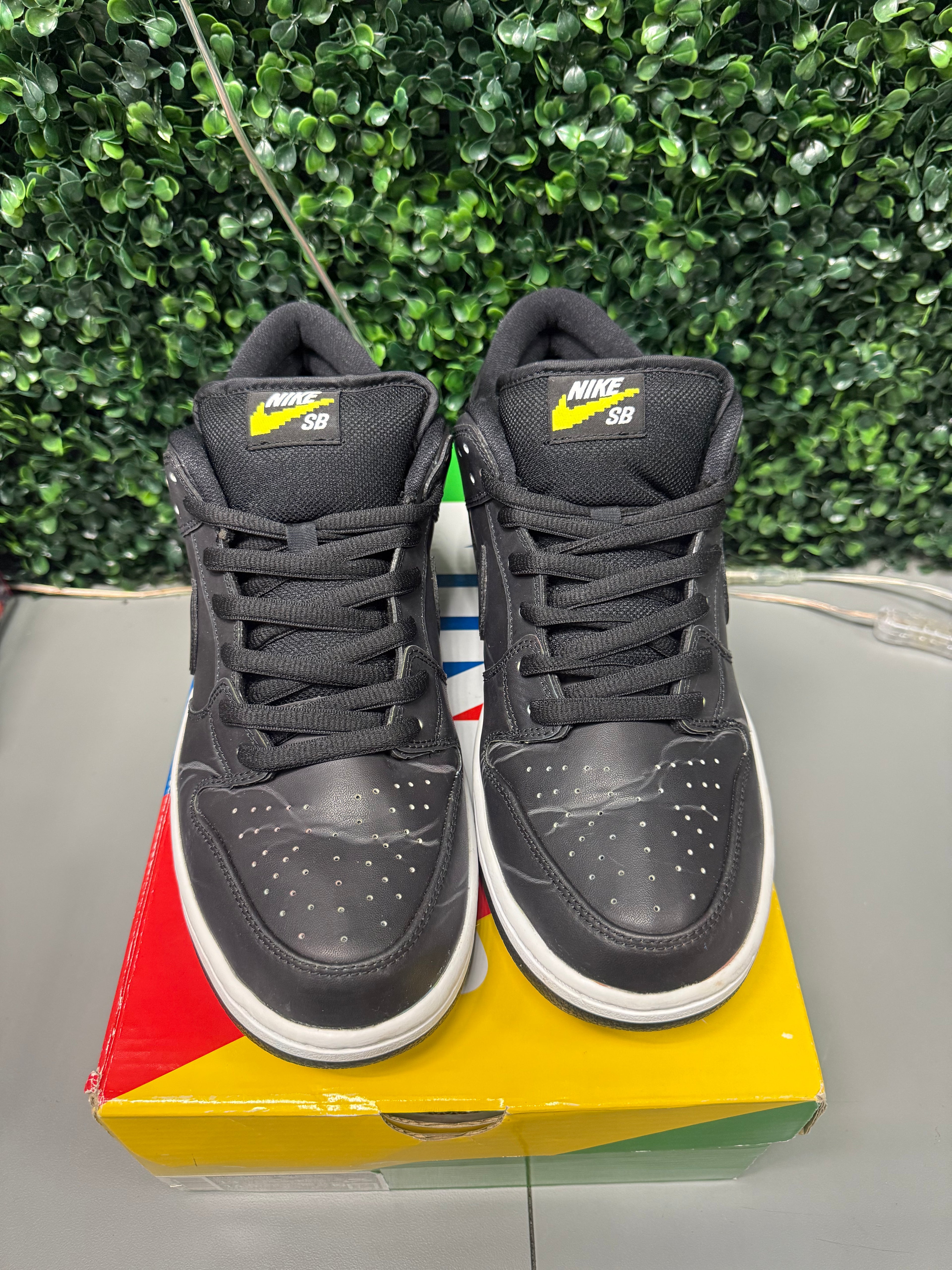 Nike SB Dunk Low "Civilist" Size 13 Preowned