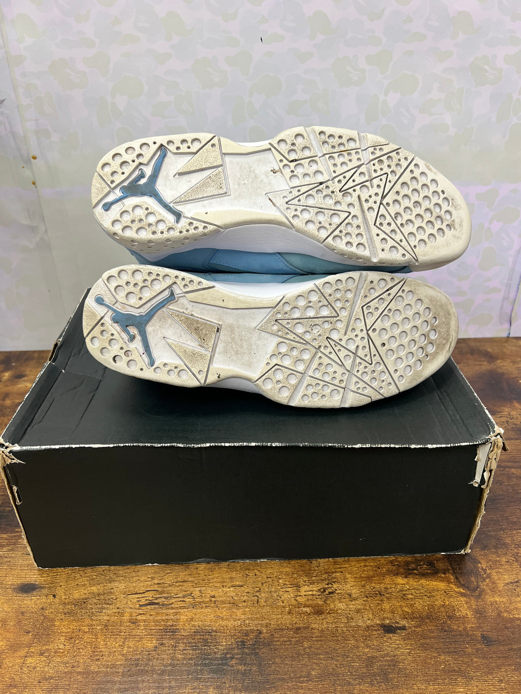 Jordan 7 “Pantone” Size 11M Preowned