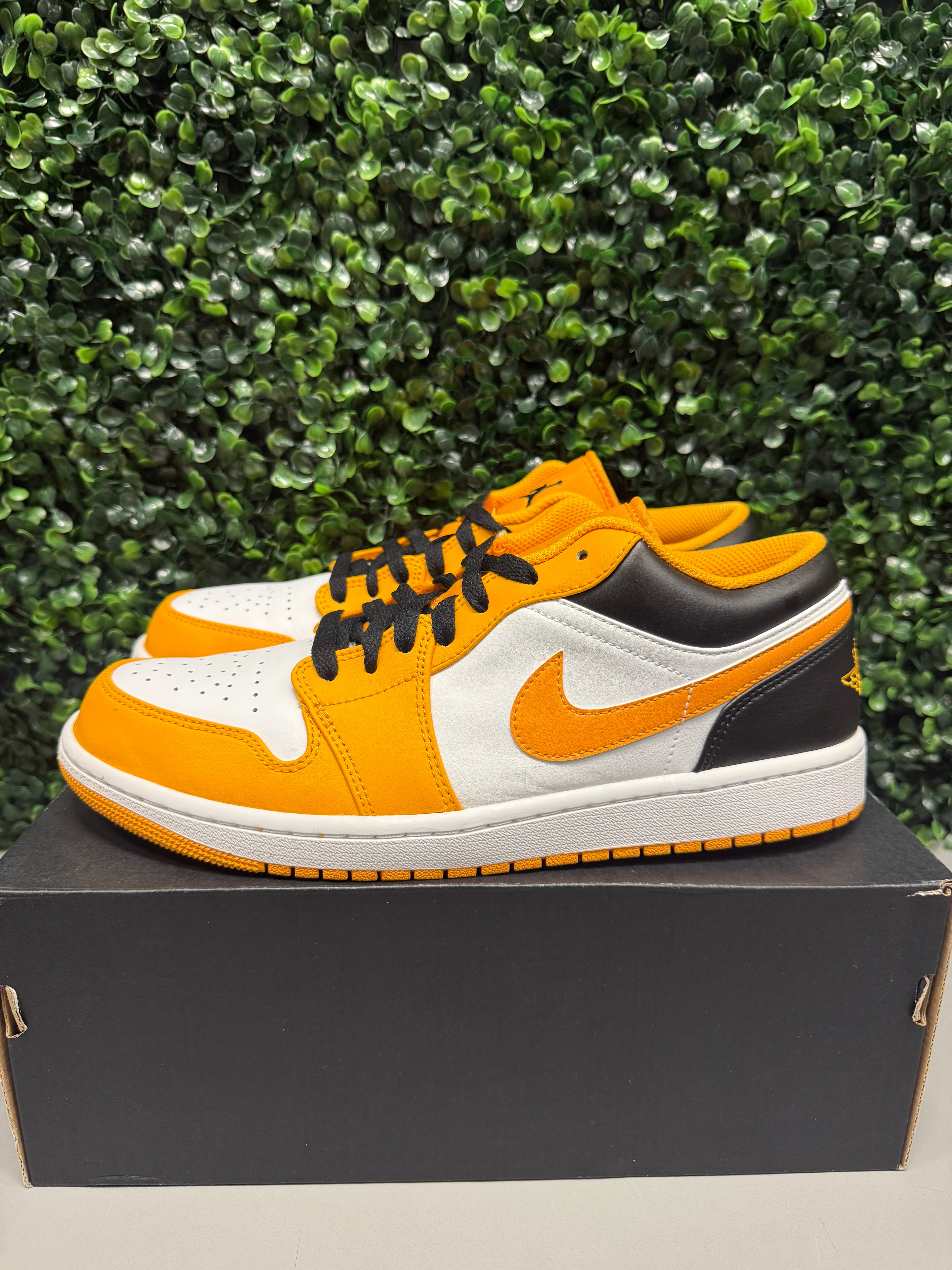 Jordan 1 Low "Taxi" Size 10.5 Preowned
