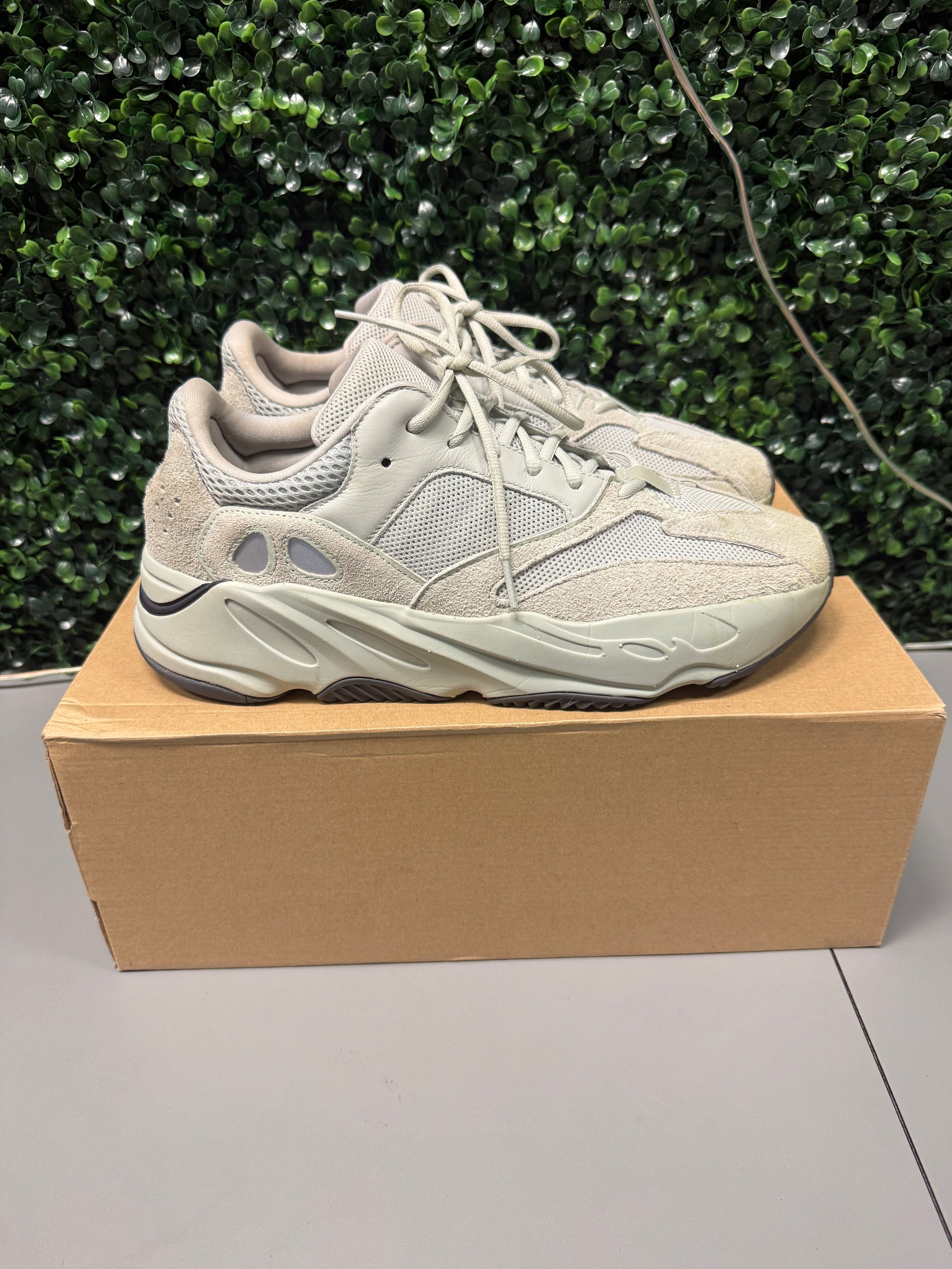 Adidas Yeezy Boost 700 "Salt" Size 12.5 Preowned