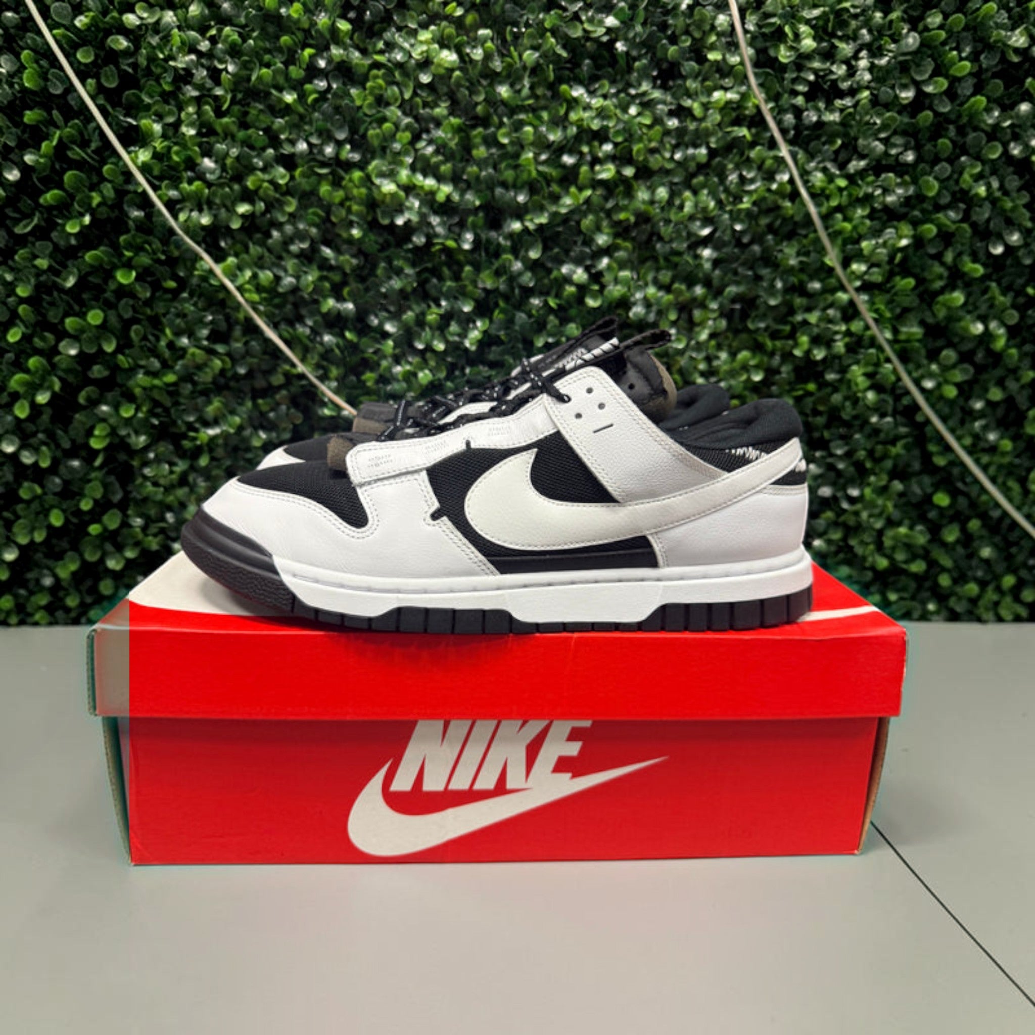 Nike Dunk Low "Jumbo Panda” Size 13 Preowned