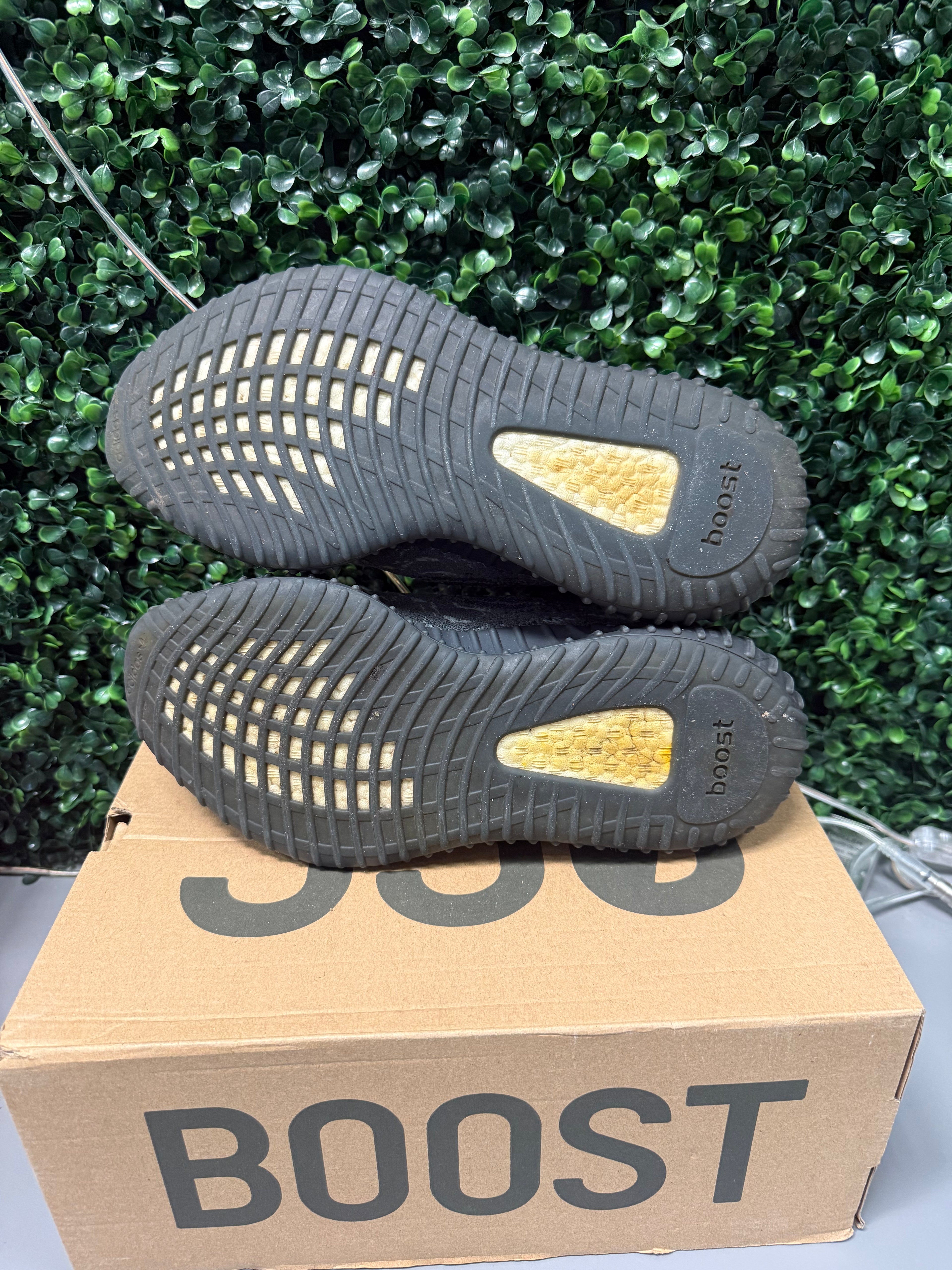 Adidas Yeezy Boost 350 V2 "MX Dark Salt" Size 8.5 Preowned