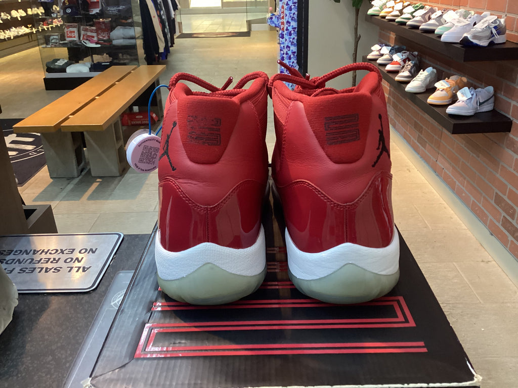 Jordan 11 High “Win Like 96” Size 12 Preowned