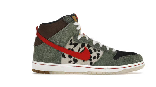 Nike SB Dunk High “Dog Walker”