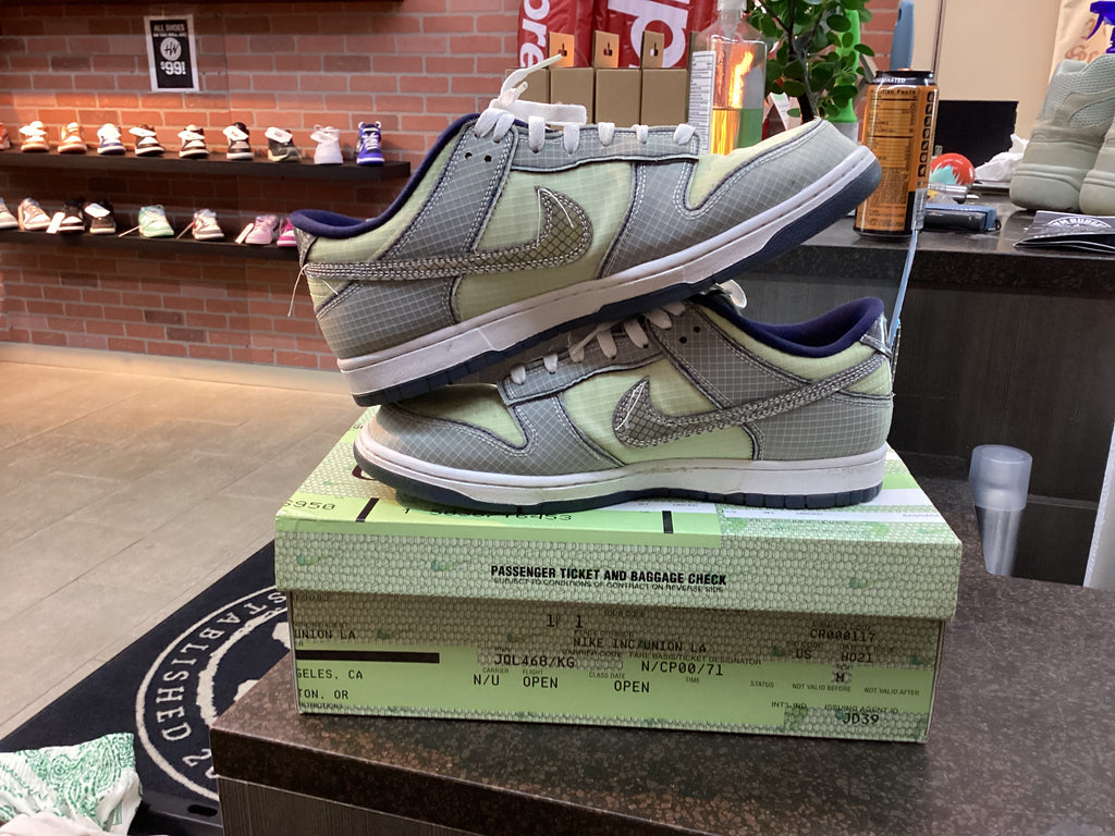 Nike Dunk Low Union “Passport Pistachio” Preowned Size 10.5