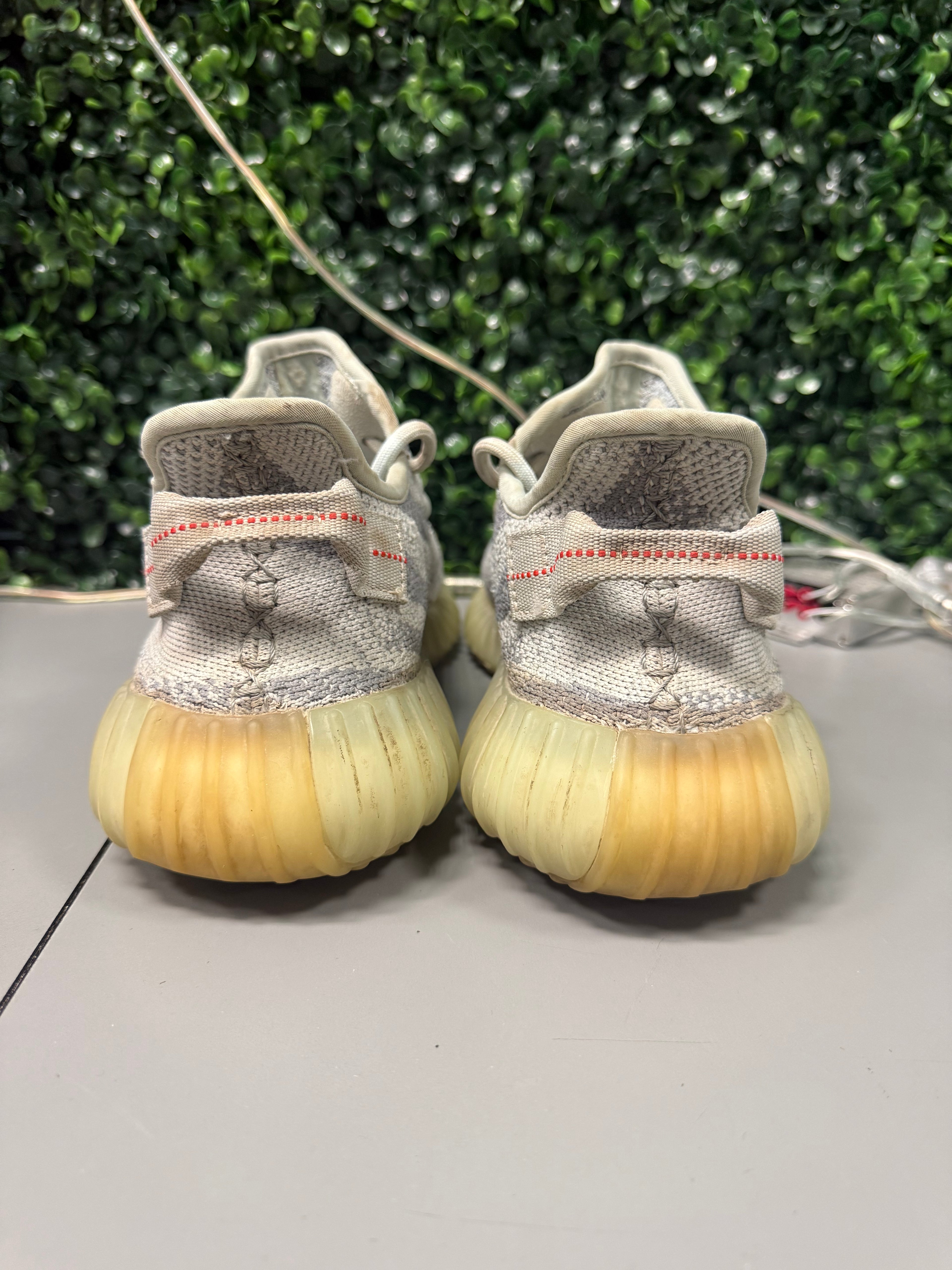 Yeezy 350 V2 "Blue Tint" Size 7.5 Preowned