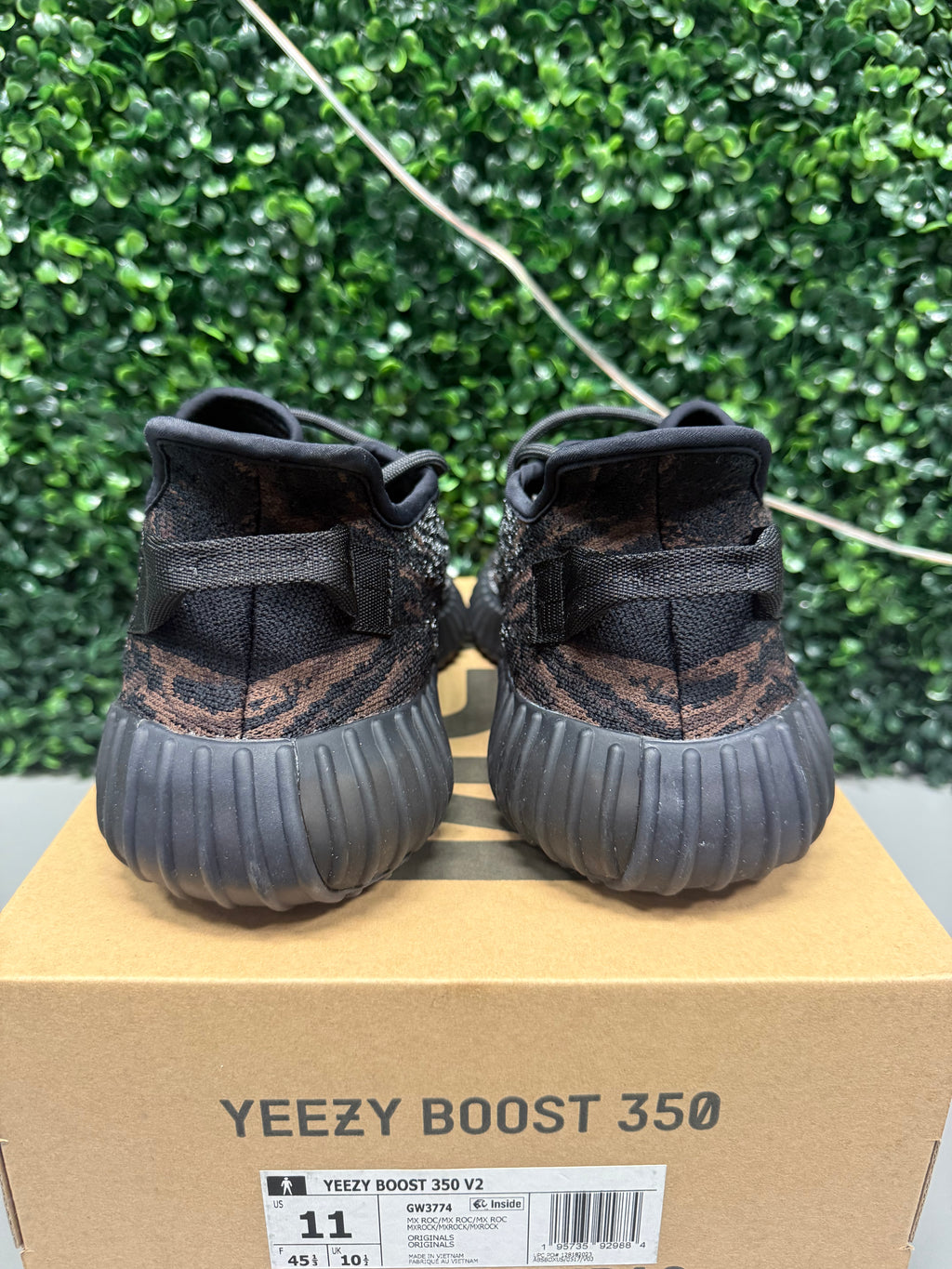 Yeezy 350 V2 "Mx Rock” Size 11 Preowned