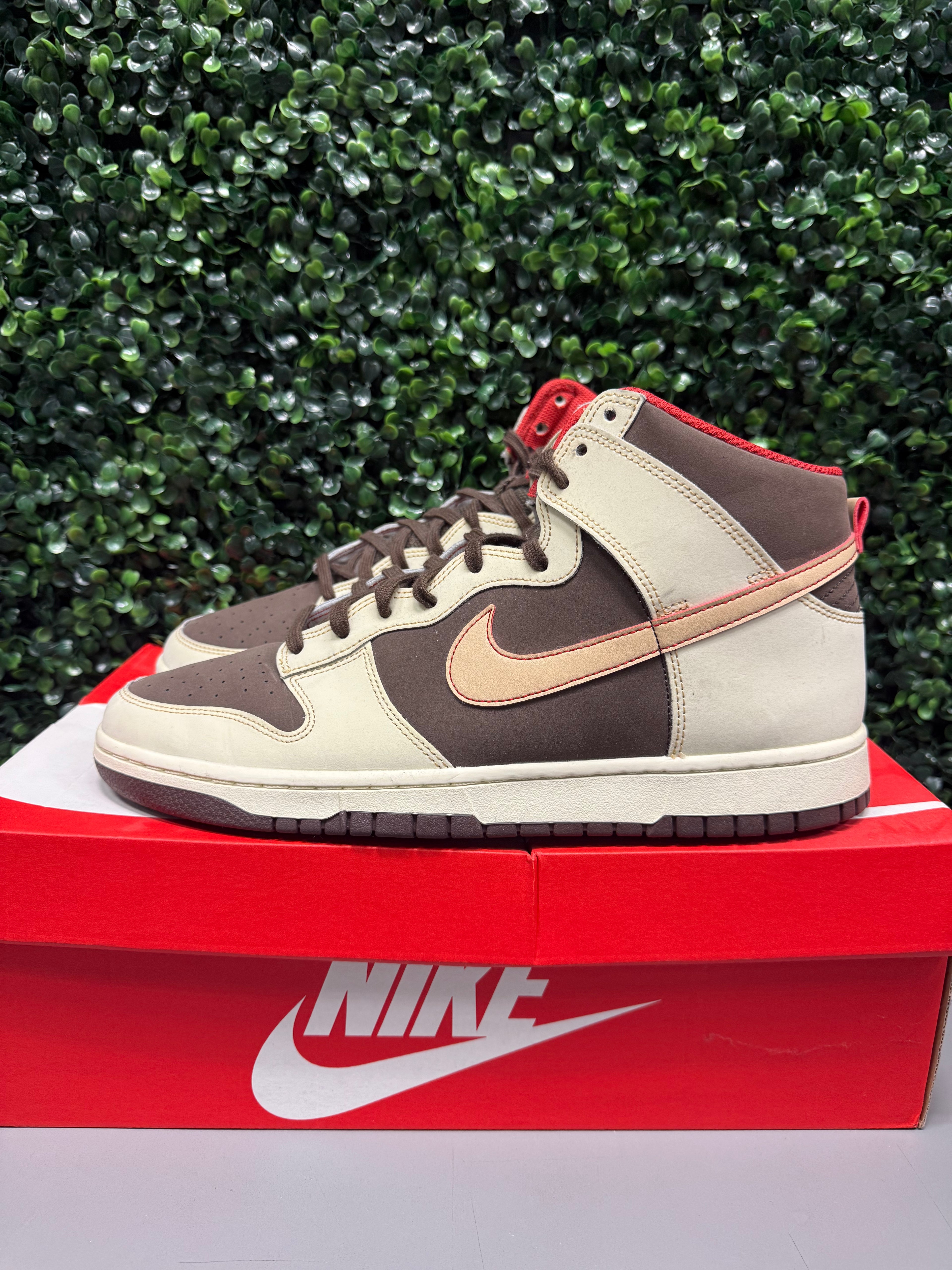 Nike Dunk High "Baroque Brown" Size 12 Preowned