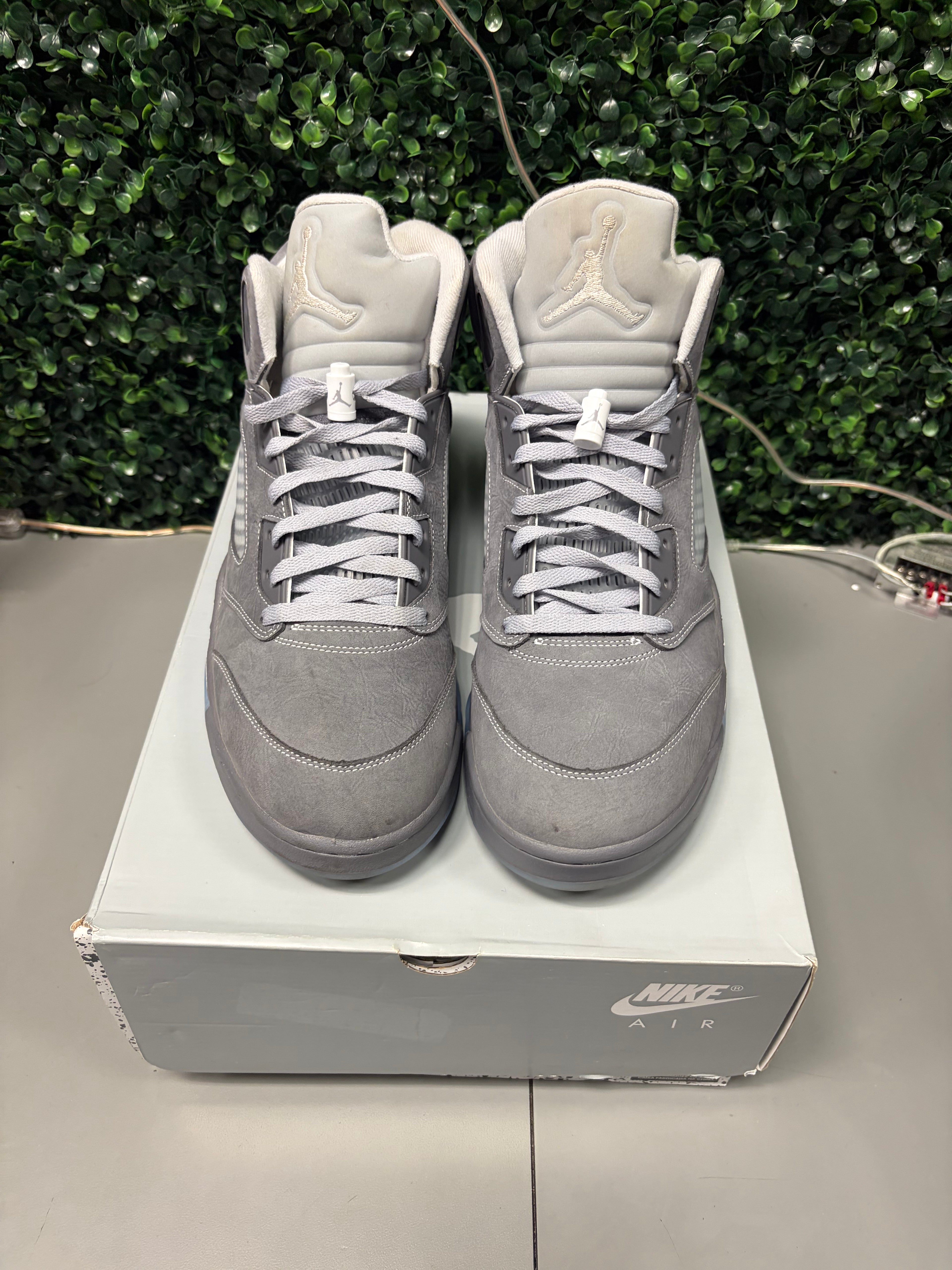 Jordan 5 Retro "Wolf Grey" Size 13 Preowned