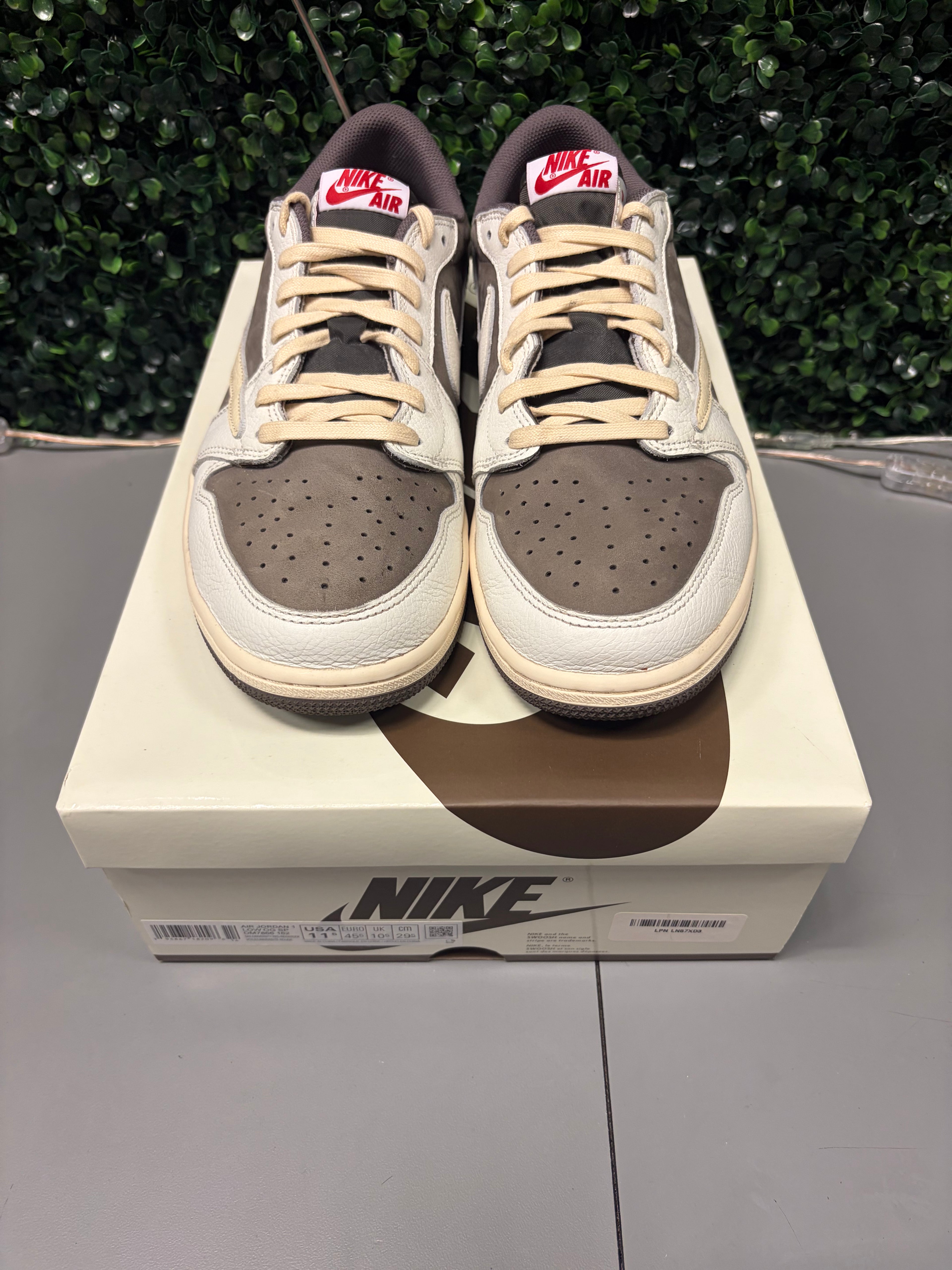 Jordan 1 Retro Low OG SP Travis Scott "Reverse Mocha" Size 11.5 Preowned