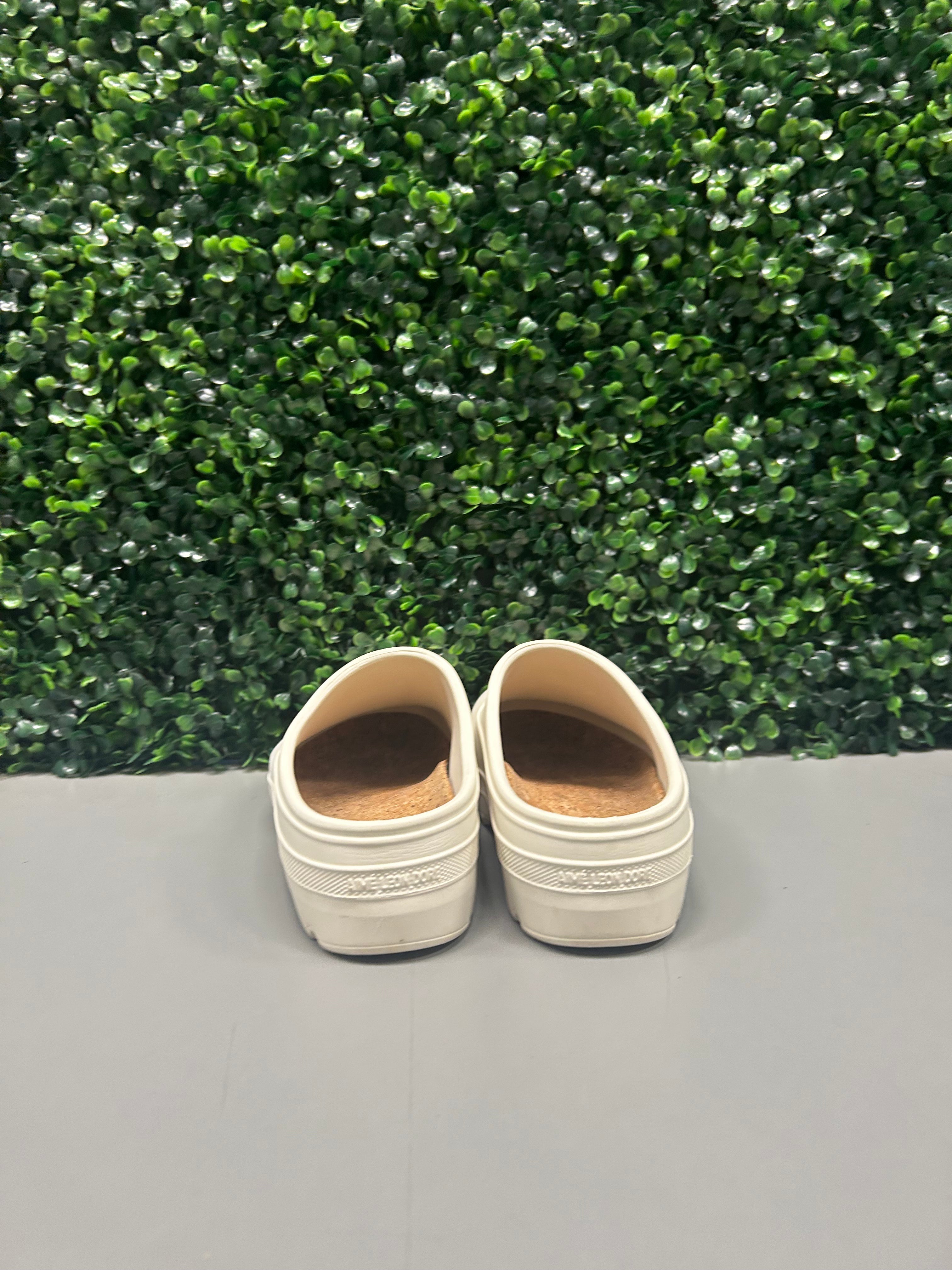 Aime Leon Dore Garden Mule Size 6 Preowned