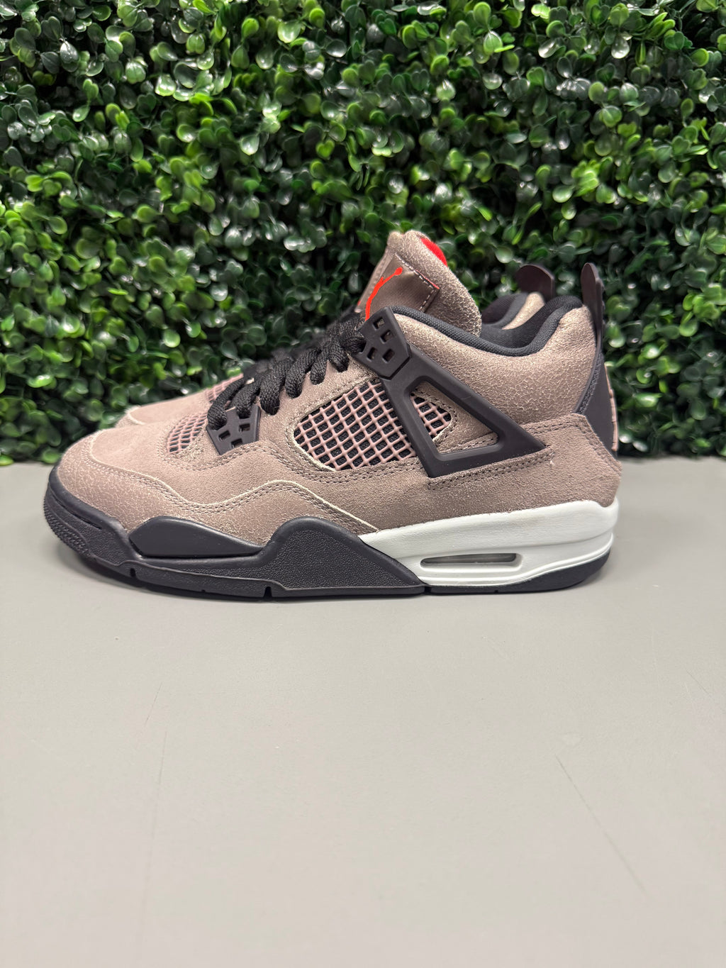 Jordan 4 "Taupe Haze" Size 5.5Y Preowned