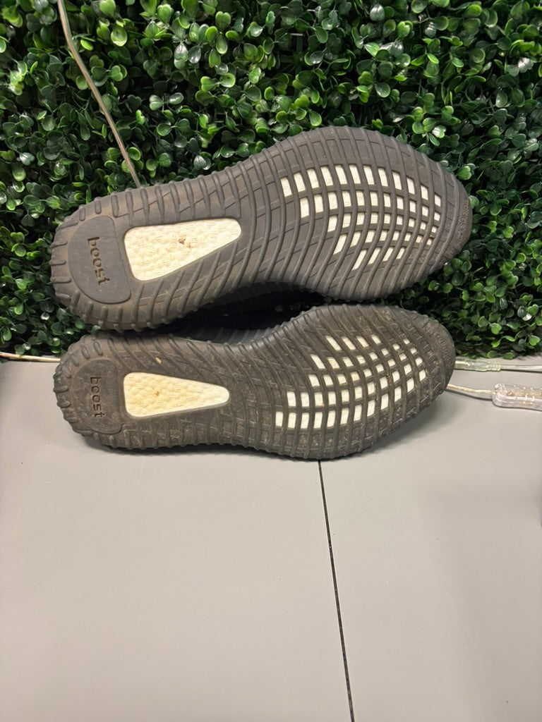 adidas Yeezy Boost 350 V2 "Dazzling Blue" Size 13 Preowned