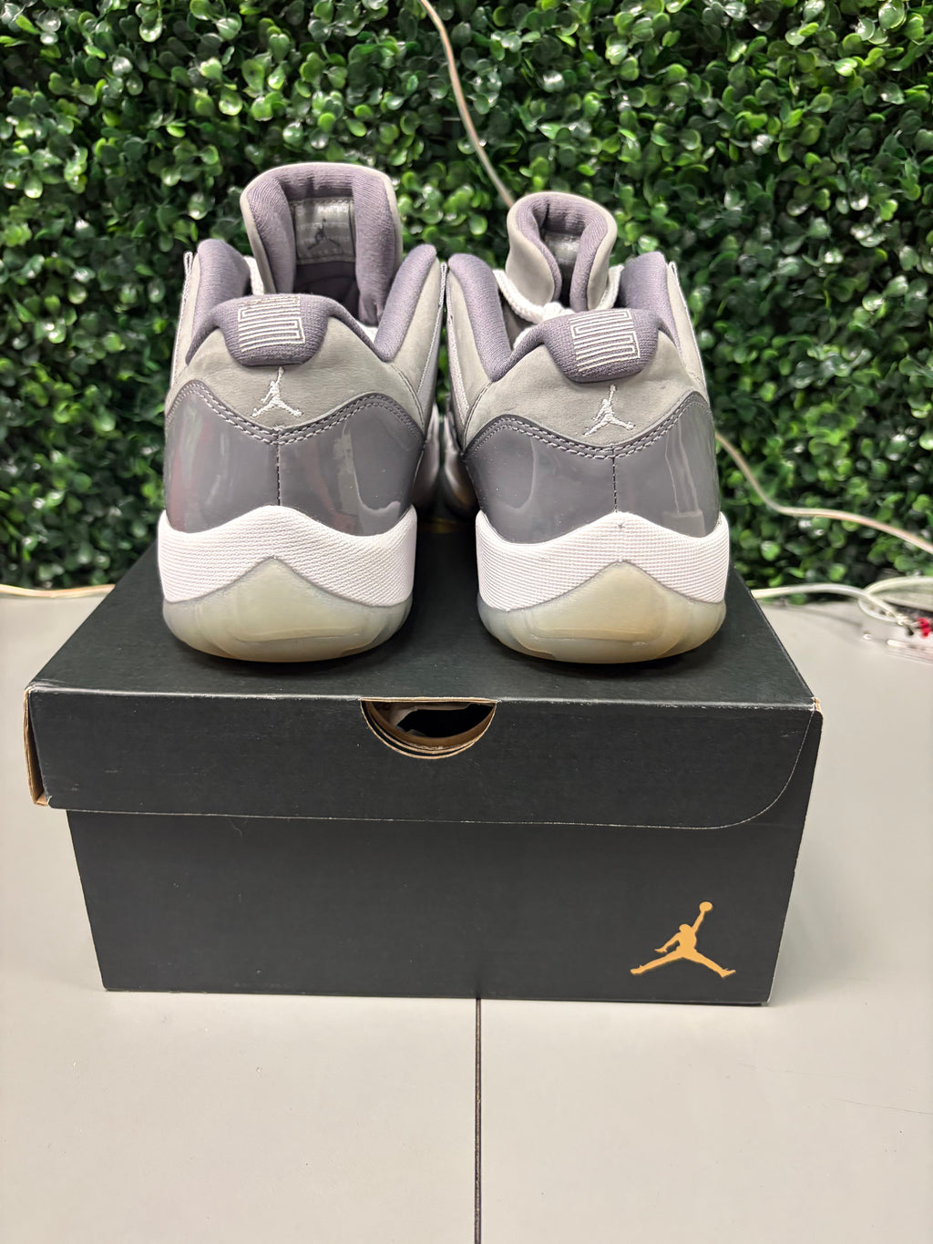 Jordan 11 Retro Low "Cool Grey" Size 9.5 Preowned