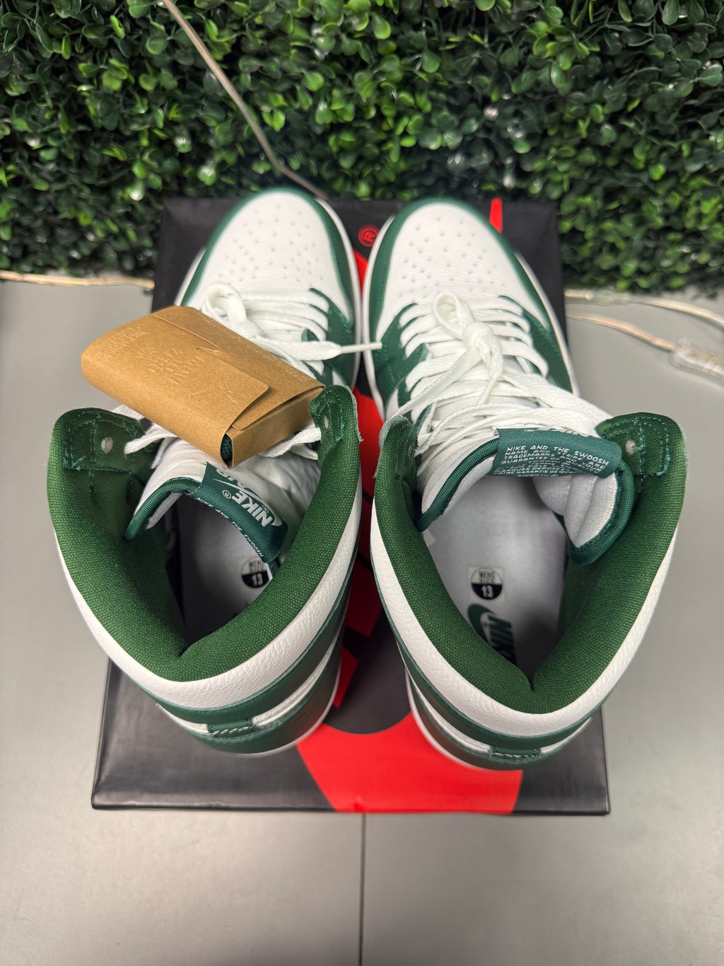 Jordan 1 Retro High OG Gorge Green "Size 13 Preowned