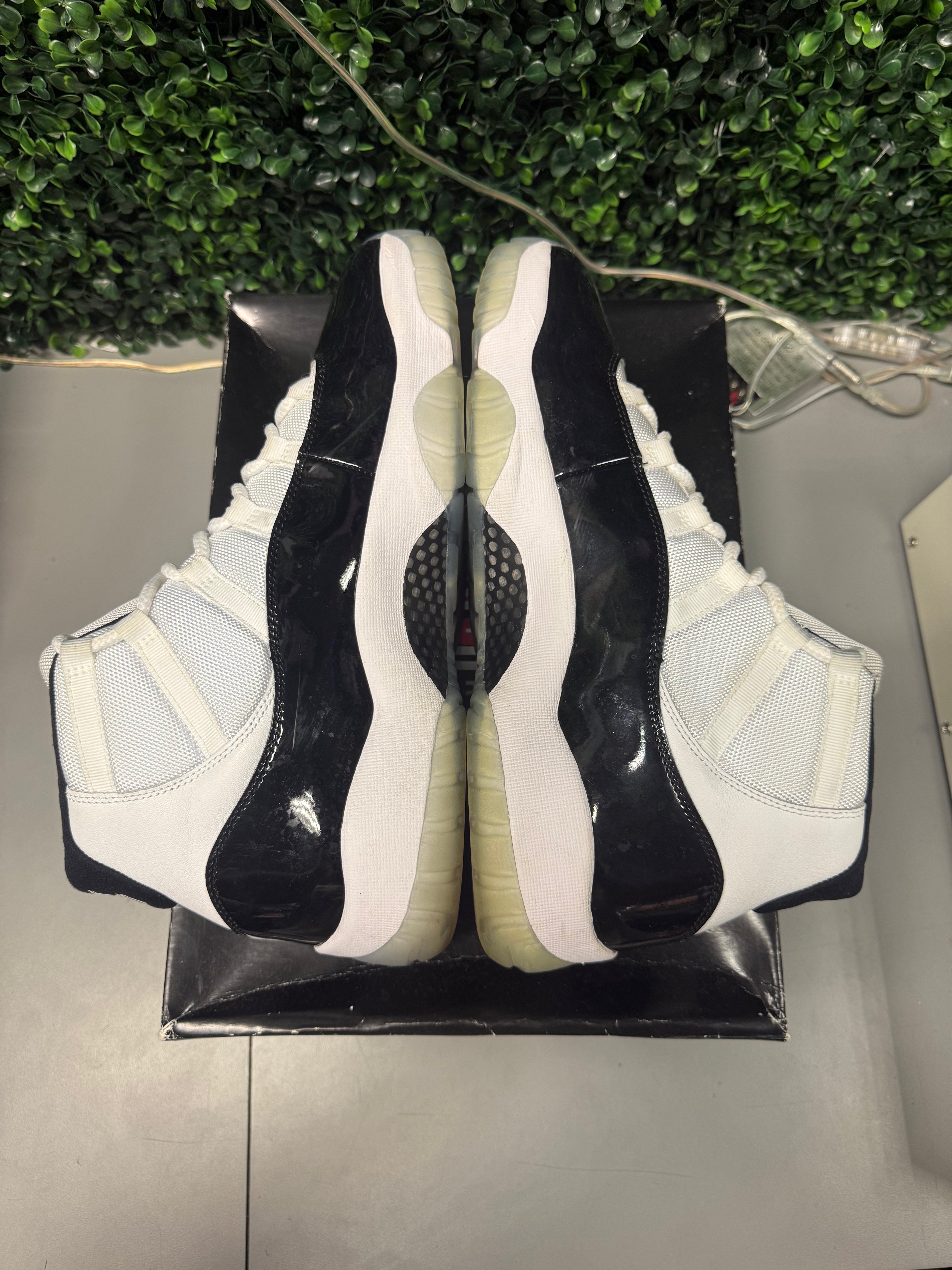 Jordan 11 High "Concord" Size 12 Preowned