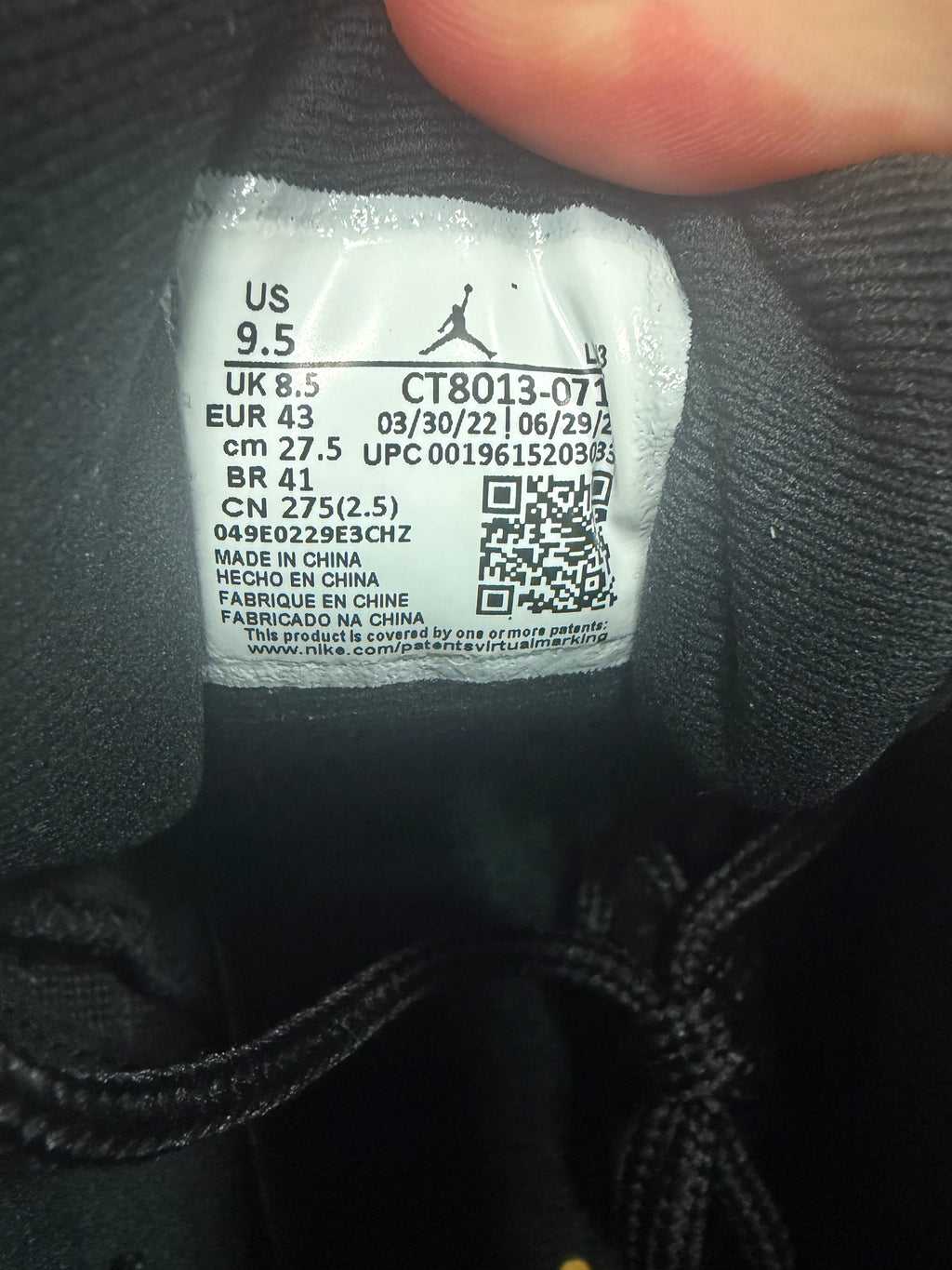 Jordan 12 "Black Taxi" Size 9.5 Preowned