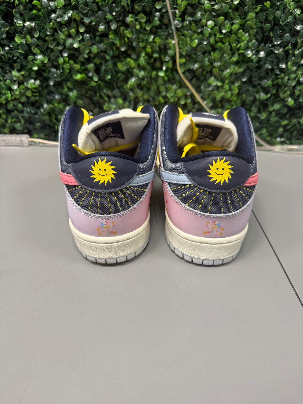 Nike SB Dunk Low "Be True" Size 13 Preowned