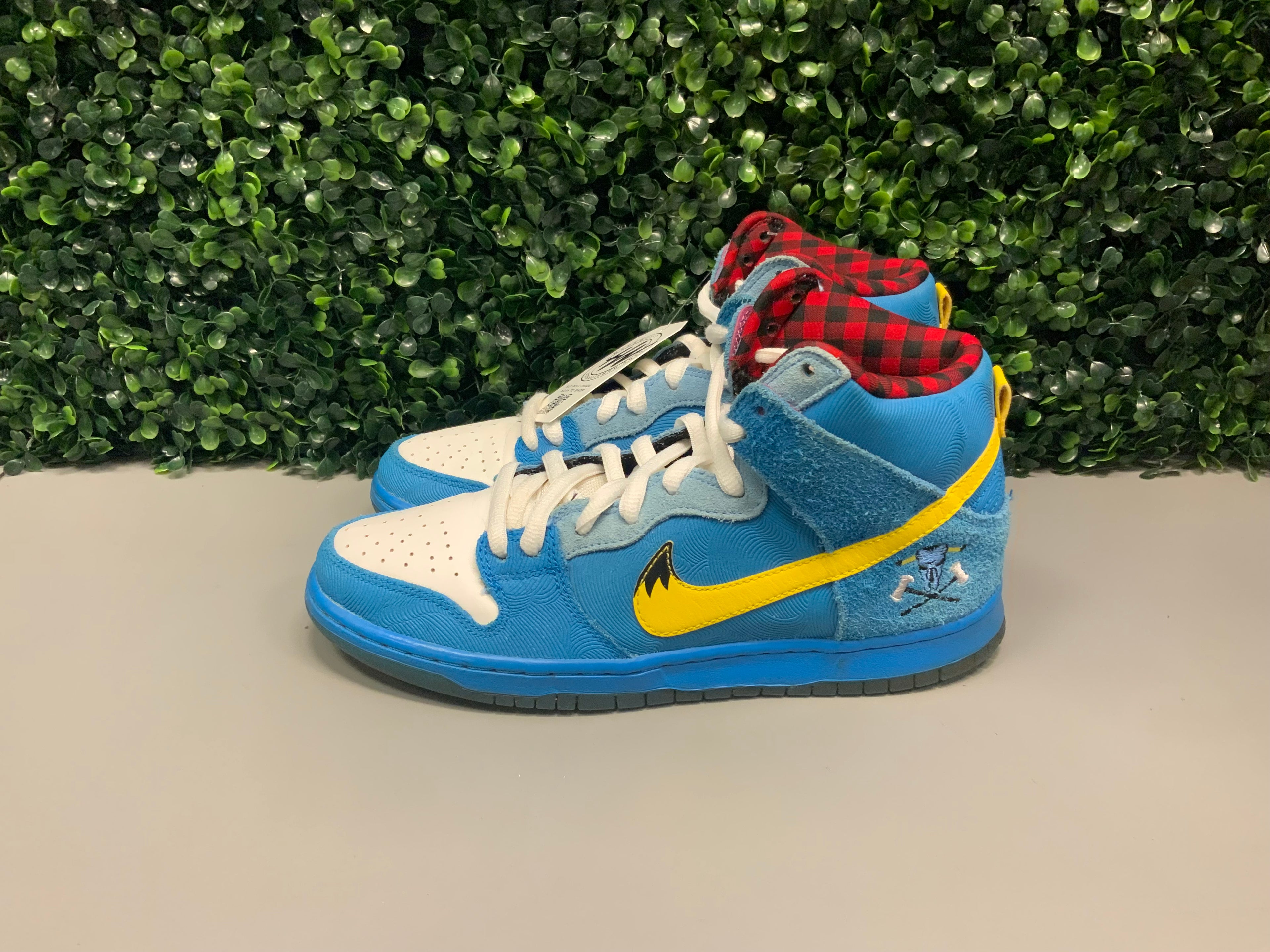 Nike SB Dunk High “Familia Blue Ox” Size 8.5 Preowned