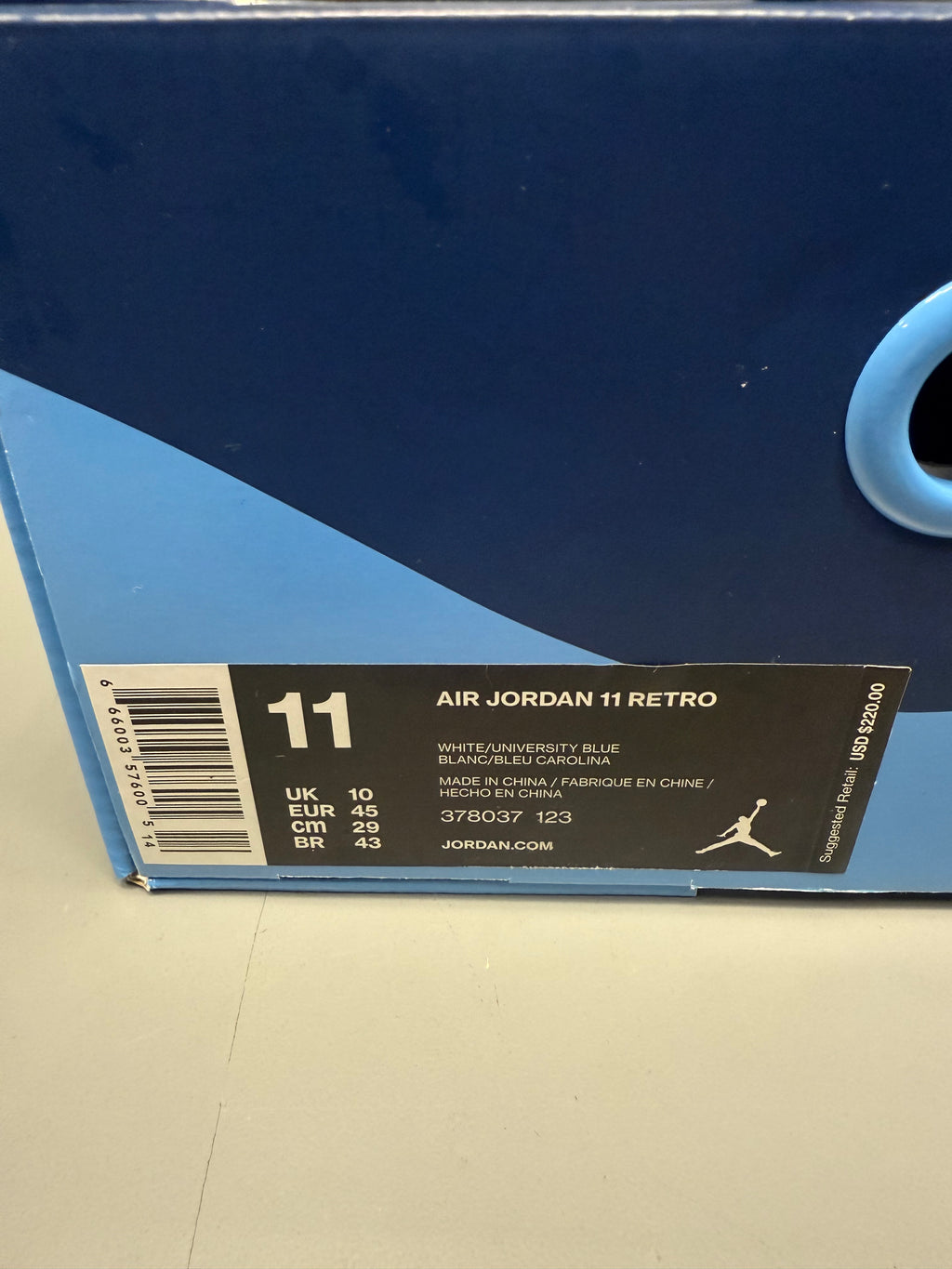 Jordan 11 High "UNC Win Like 82" Size 11 Preowned