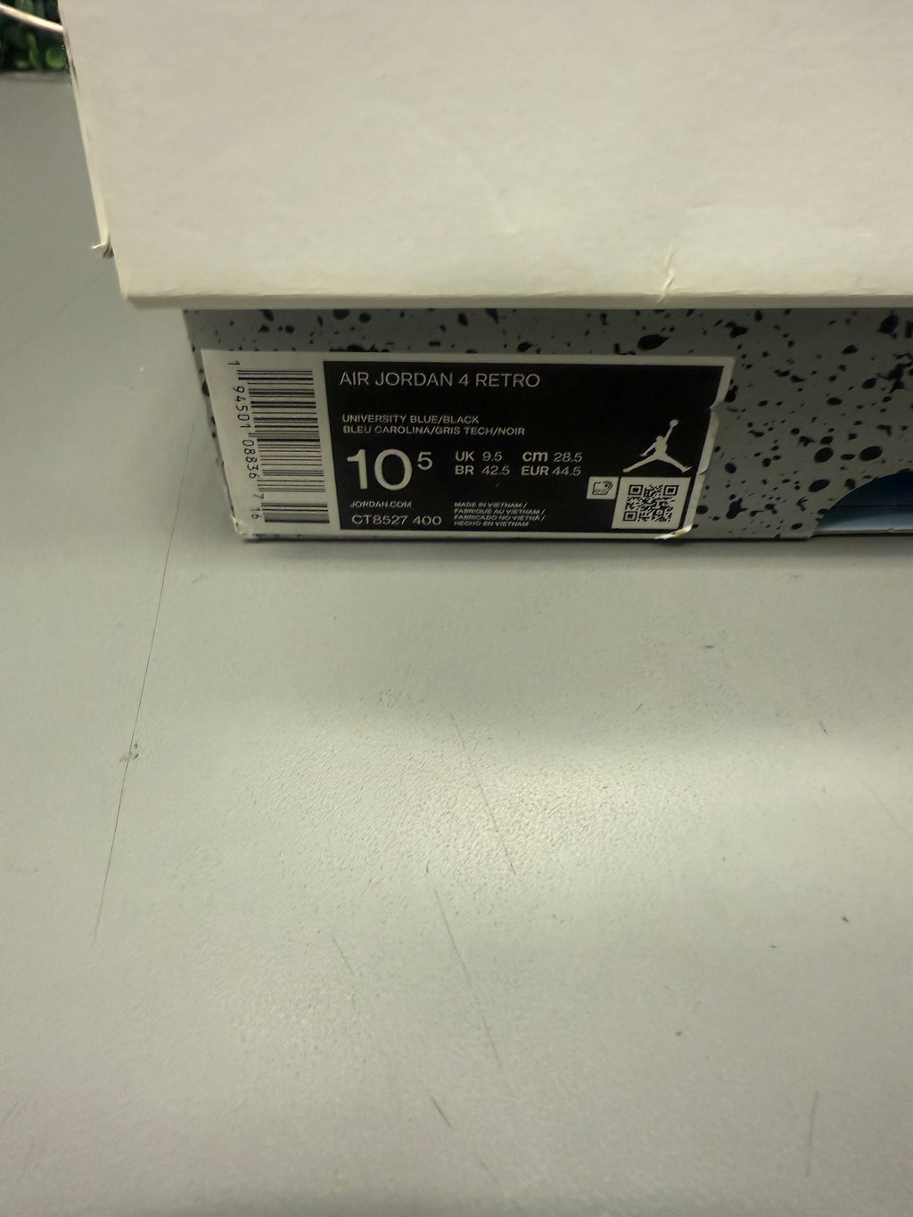 Jordan 4 "University Blue" Size 10.5 Preowned