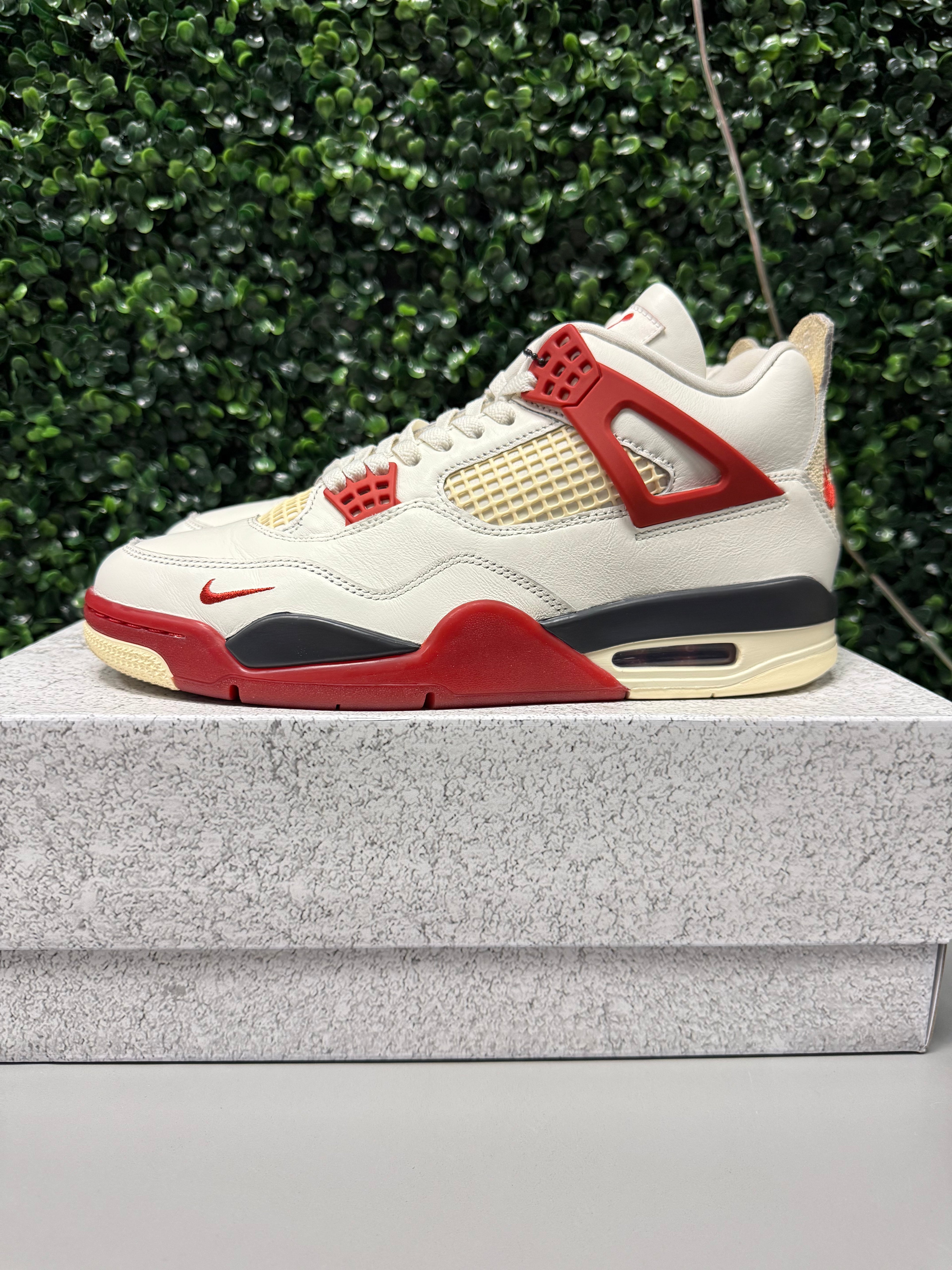 Jordan 4 Retro OG Nigel Sylvester "Brick After Brick" Size 10 Preowned