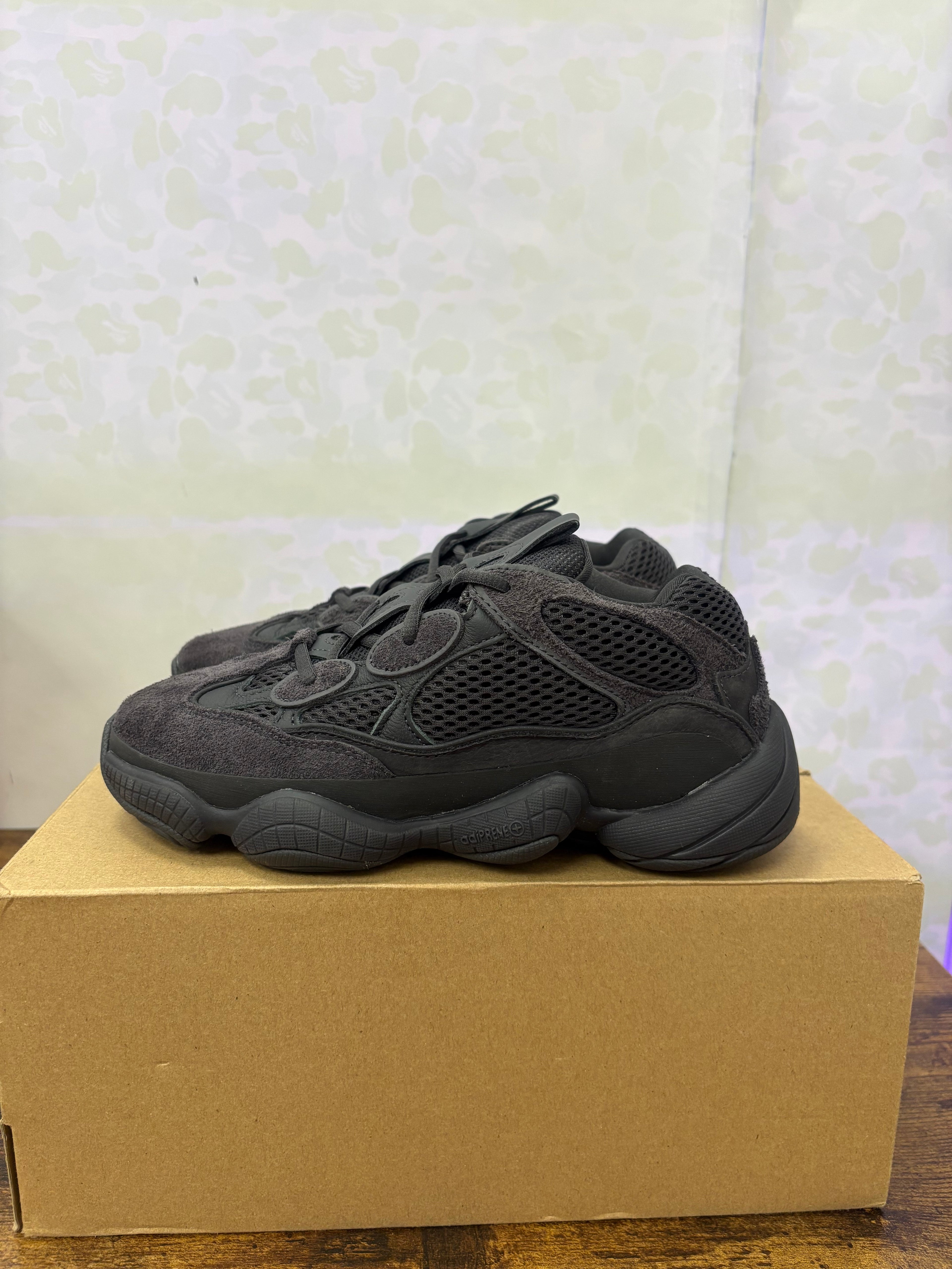 Yeezy 500 “Utility Black” Size 6 Preowned