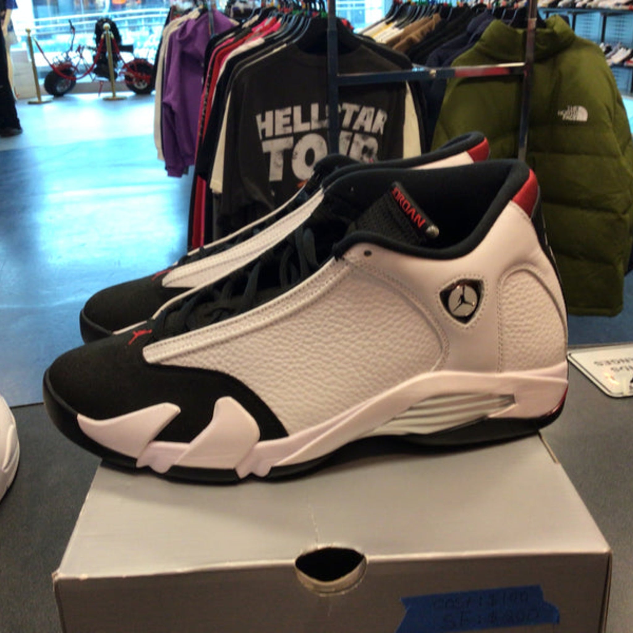 Jordan 14 Retro “Black Toe” Size 11.5M preowned
