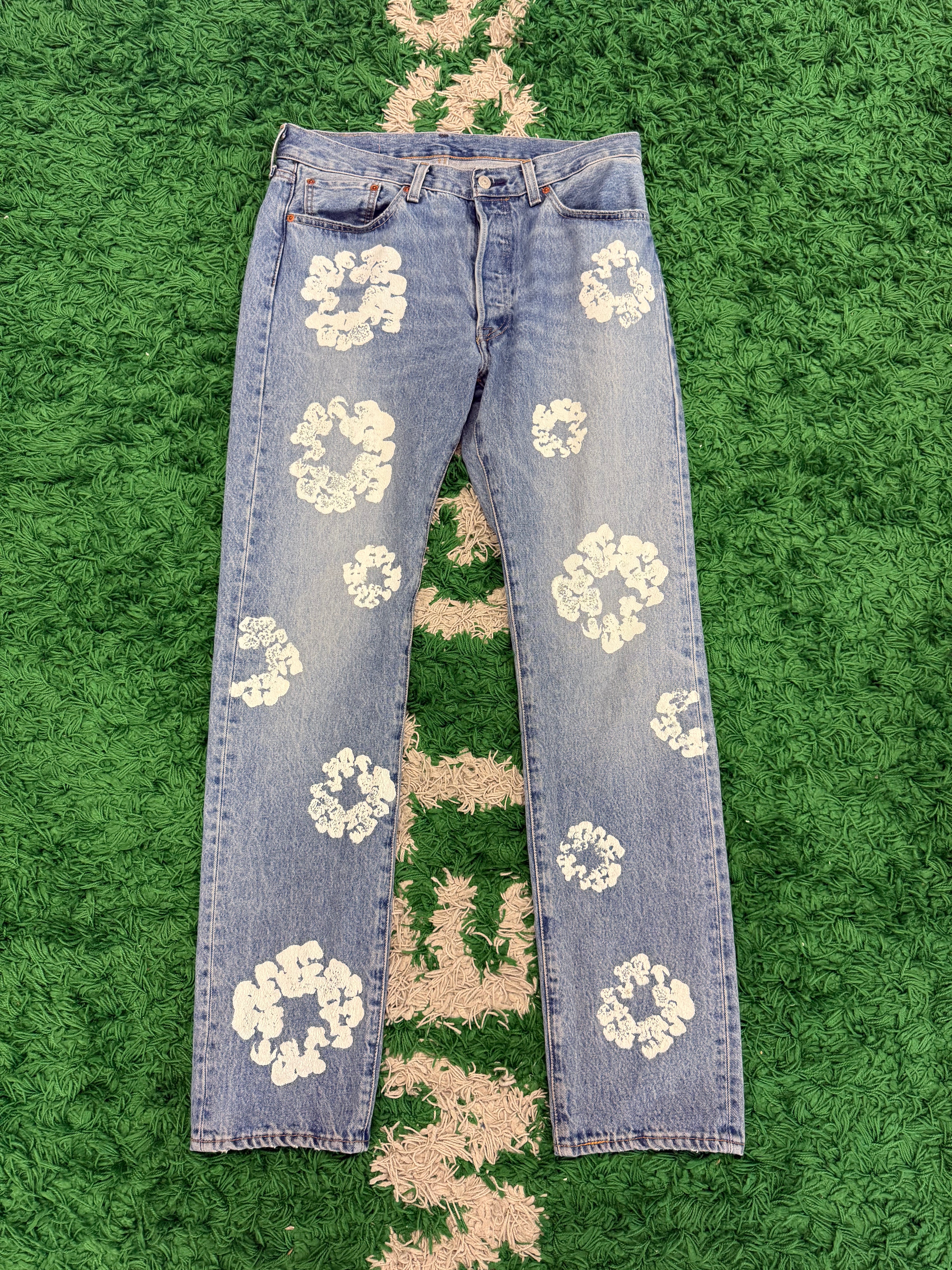 Denim Tears x Levi's Cotton Wreath Jean "Light Wash" (Lightly Worn)