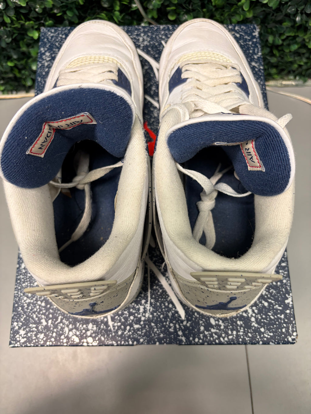 Jordan 4 "Midnight Navy" Size 11.5 Preowned