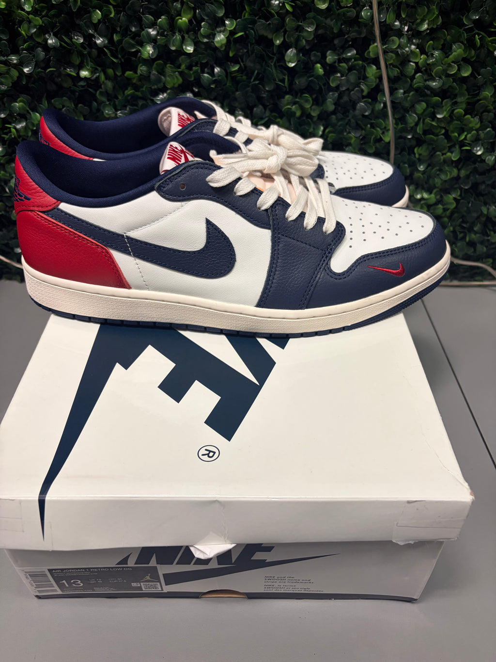 Jordan 1 Retro Low OG "Howard University" Size 13 Preowned